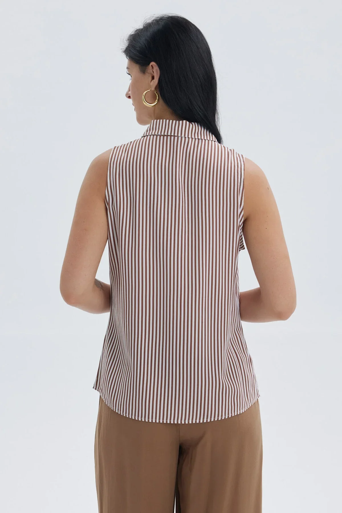 Blusa Mujer Abotonada Rapport Café Oscuro - Image 3