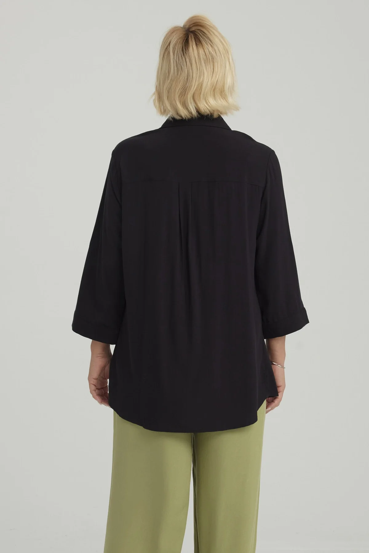 Blusa Mujer Abotonada Roll Up Negro - Image 3