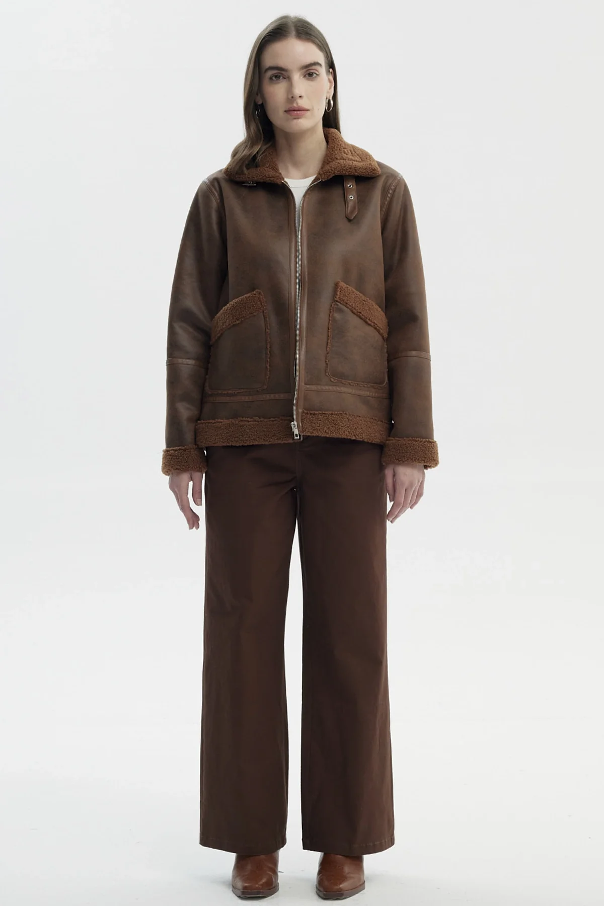 Chaqueta Mujer Slim Cuello Camisero Camel Oscuro - Image 4