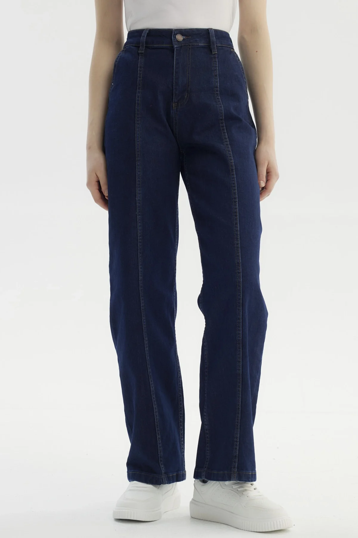 Jeans Mujer Calce Recto Azul Oscuro