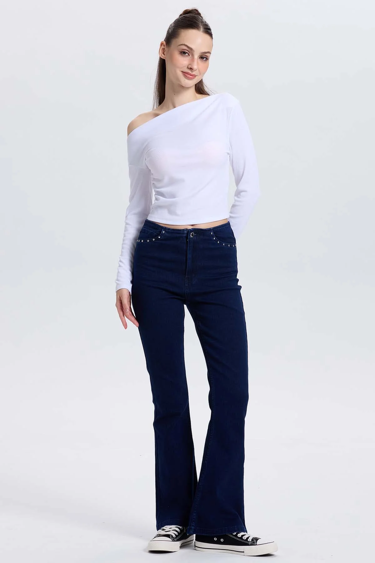 Jeans Mujer Flare Tachas Azul Indigo - Image 4