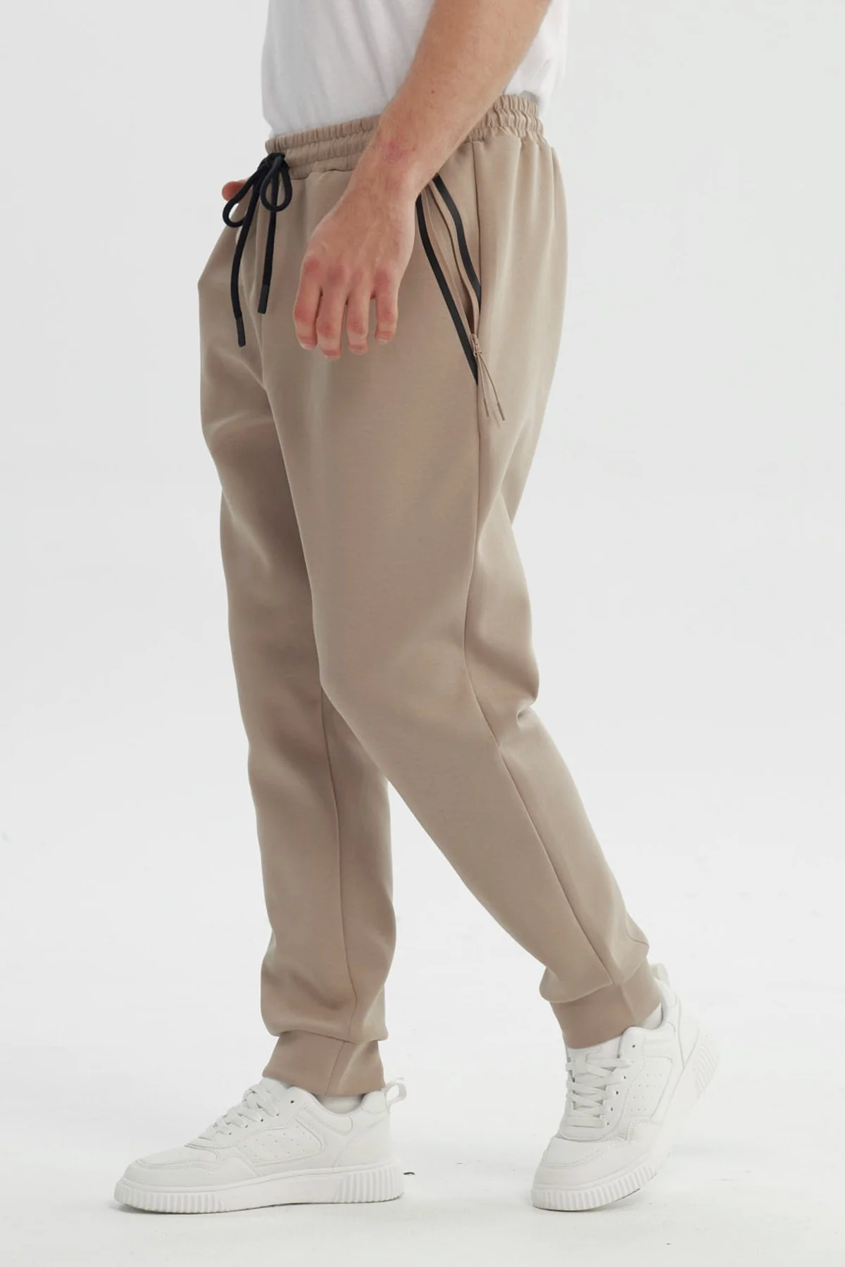 Pantalón Buzo Hombre Juvenil Pitillo Beige Oscuro - Image 2