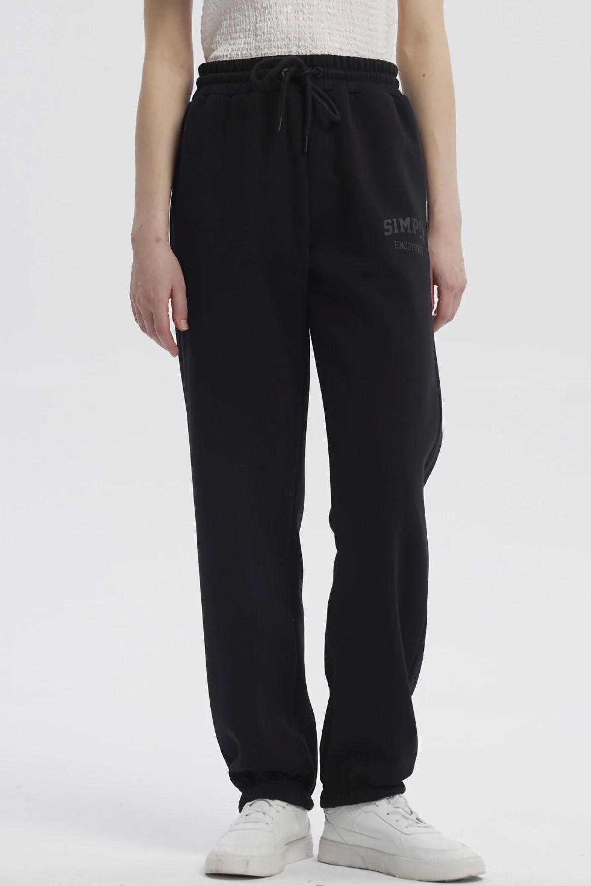 Pantalón Buzo Mujer Jogger Negro