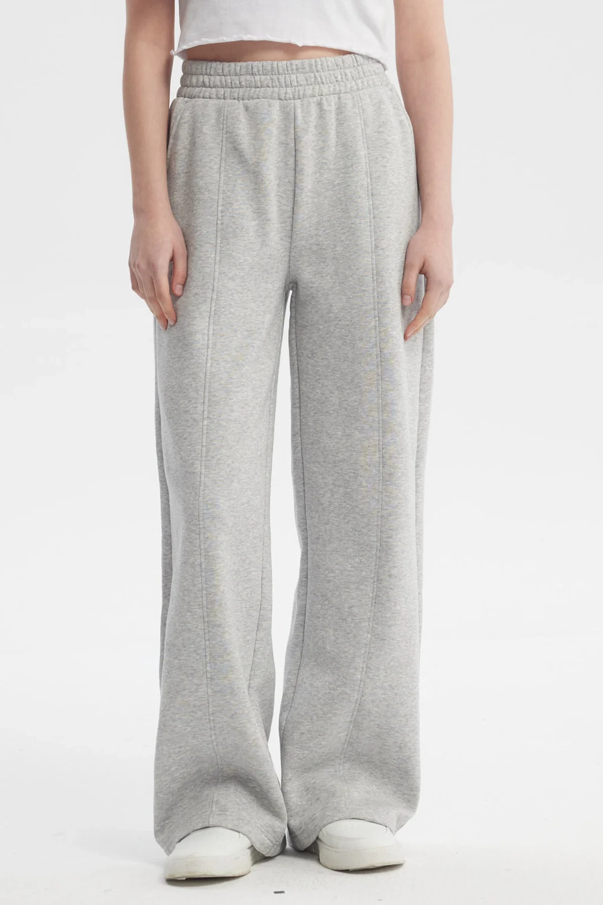 Pantalón Buzo Mujer Wide Leg Gris Melange