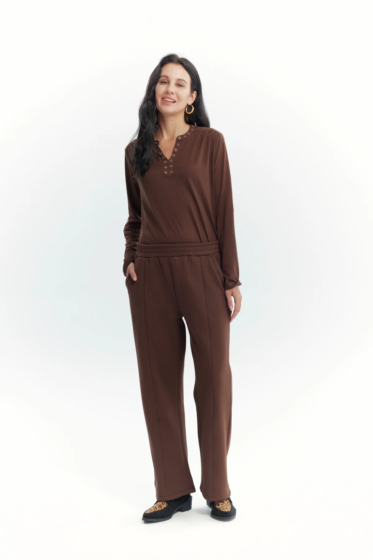 Pantalón Mujer Calce Recto Café - Image 4