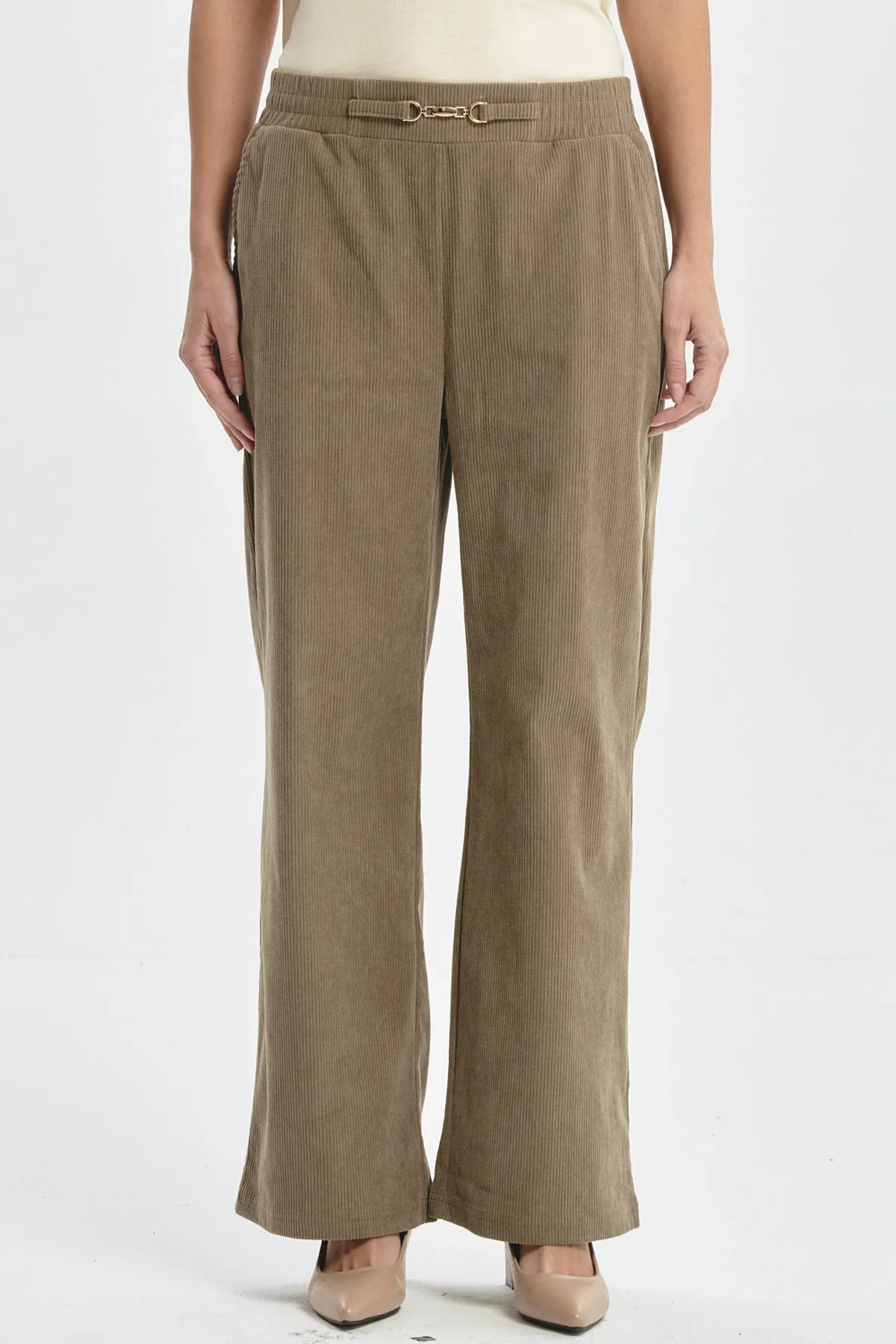 Pantalón Mujer Calce Recto Detalle Pretina Verde