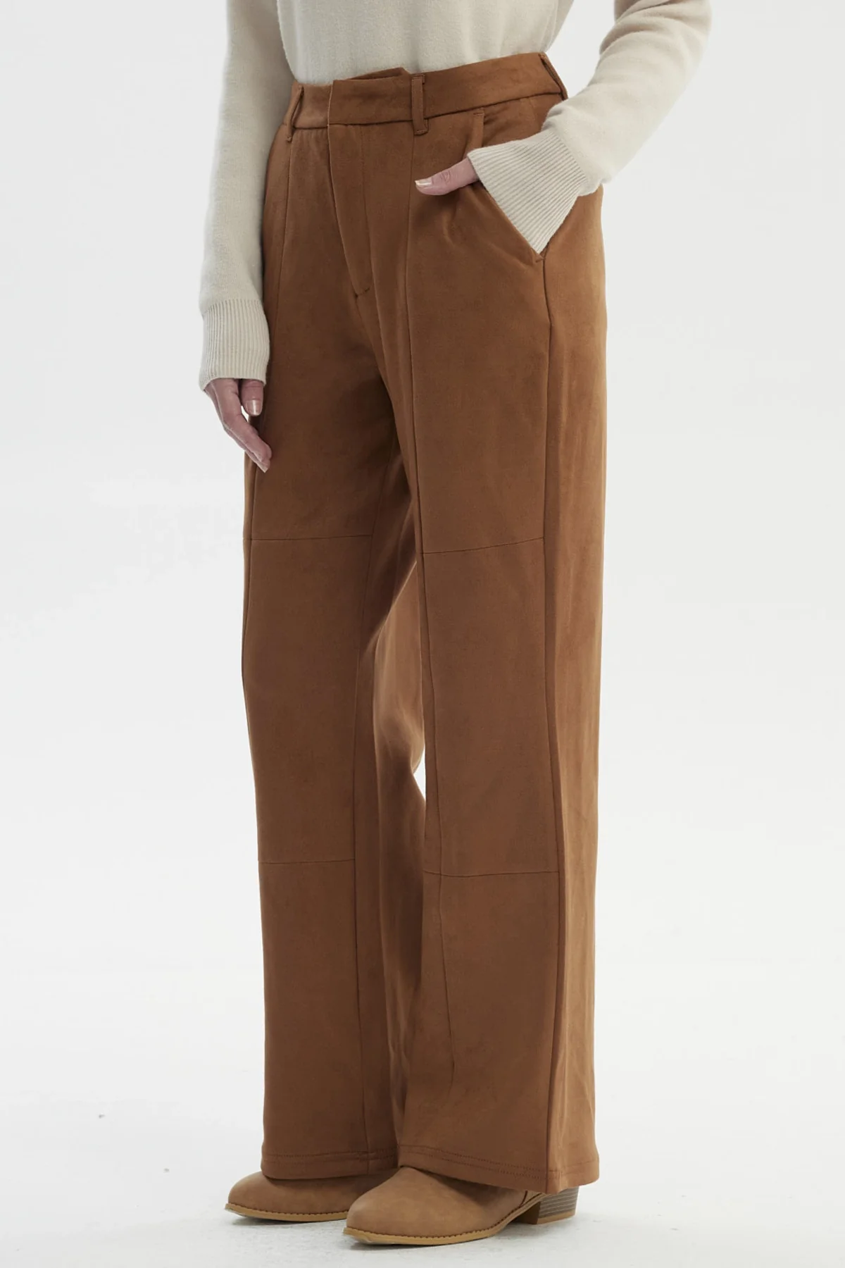 Pantalón Mujer Gamuza Flare Camel - Image 2