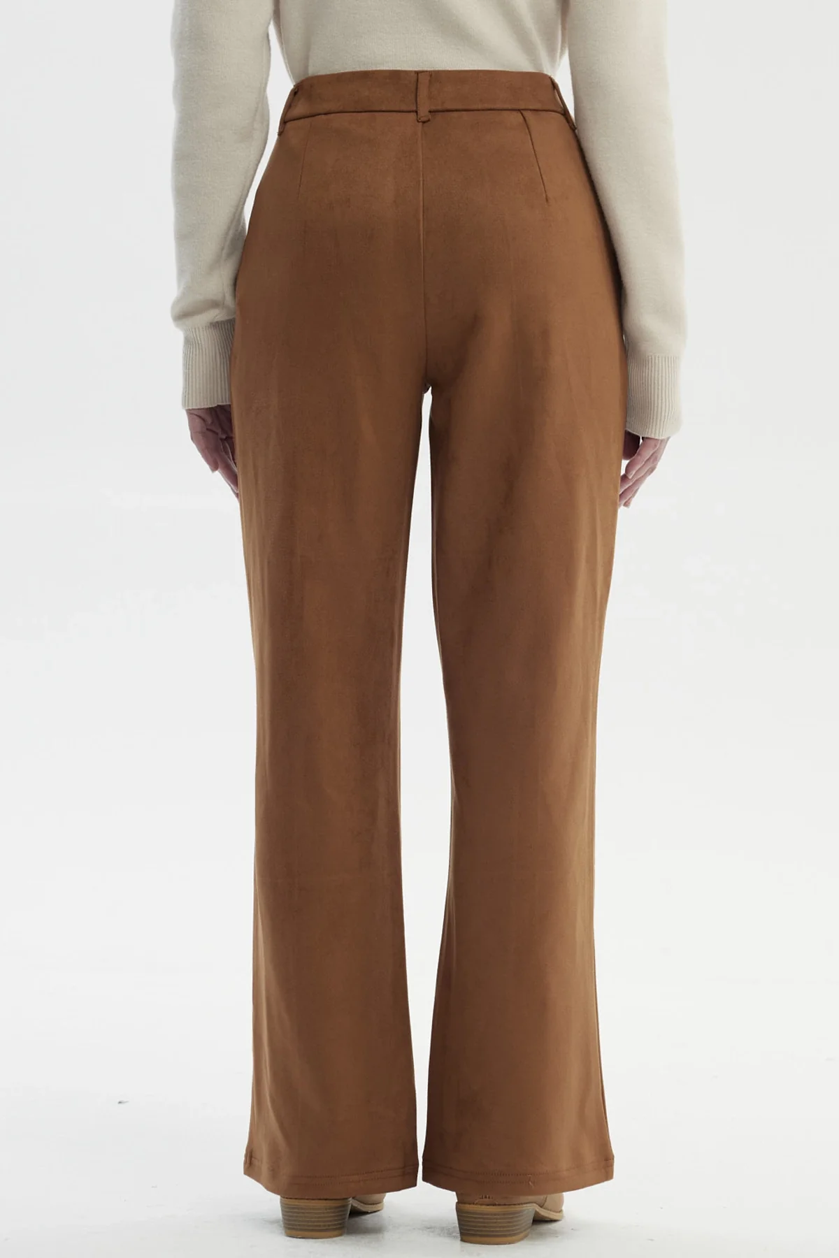 Pantalón Mujer Gamuza Flare Camel - Image 3