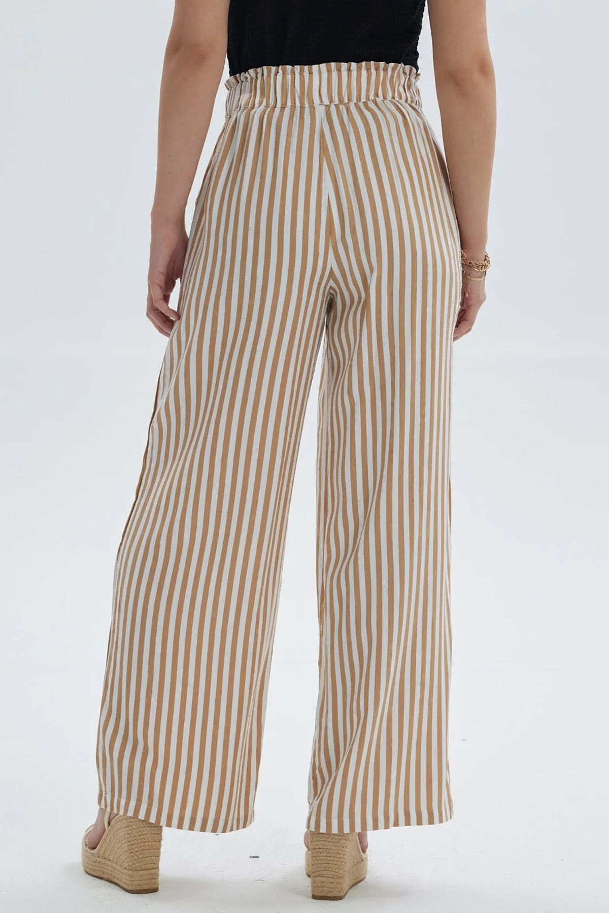 Pantalón Mujer Palazzo Liso Pretina Elasticada Camel - Image 3