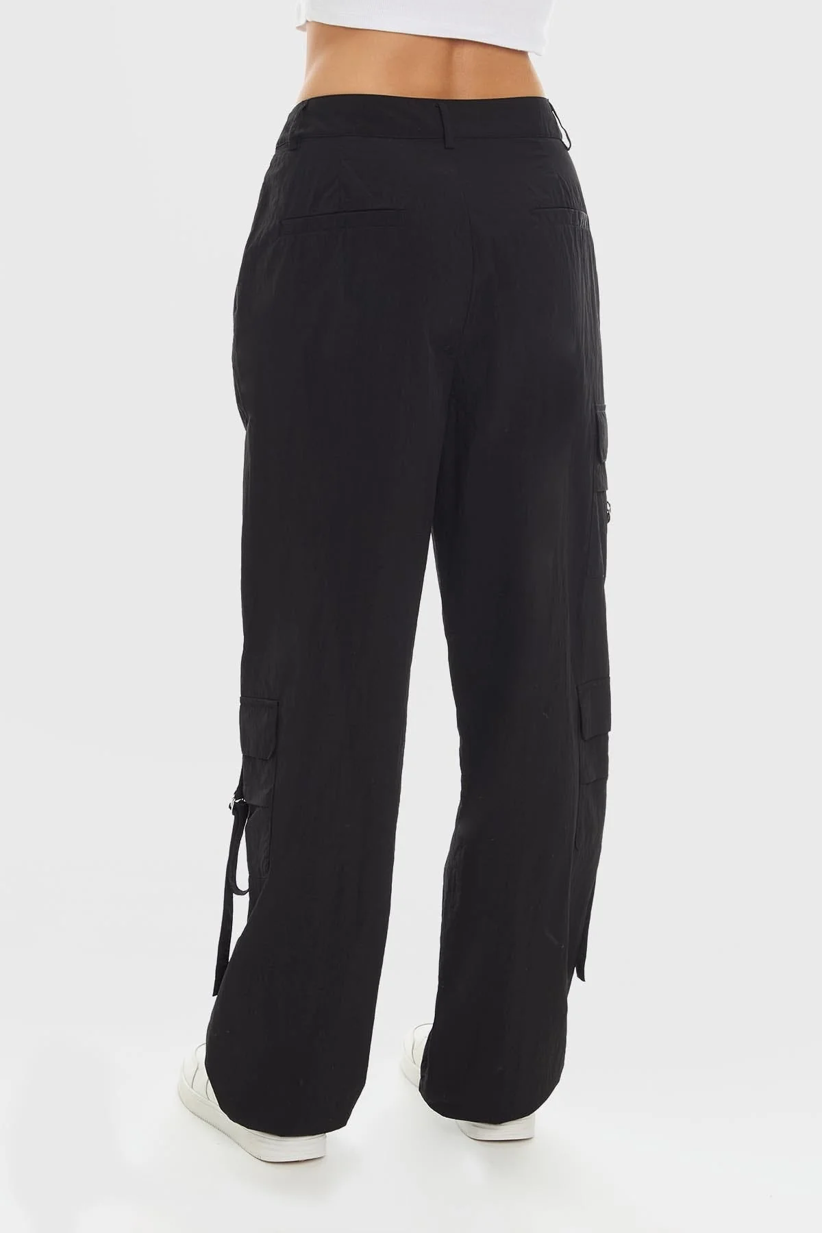 Pantalón Mujer Parachute Negro - Image 3