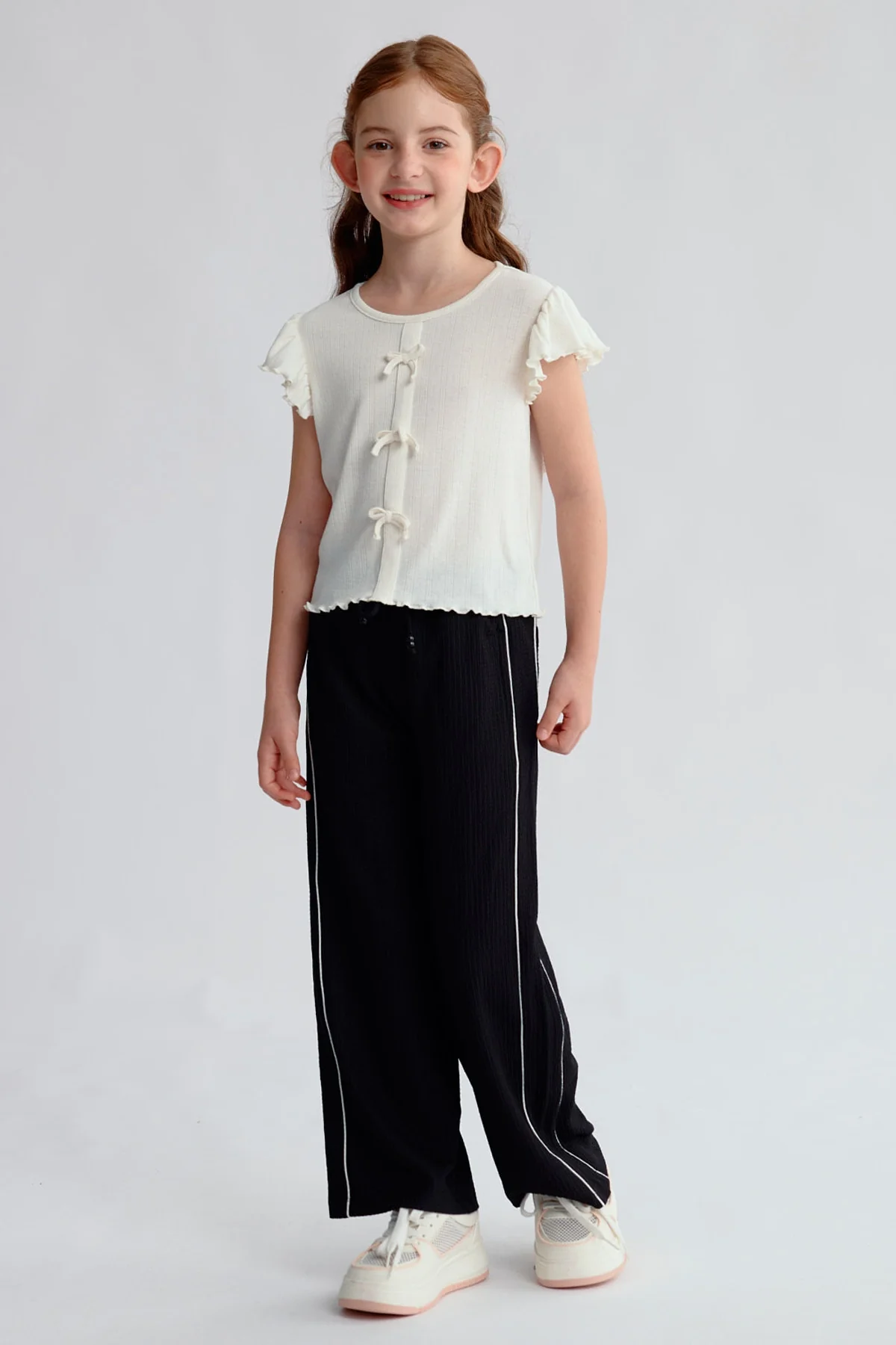 Pantalón Niña Crep Accesorios Cordón Negro - Image 4