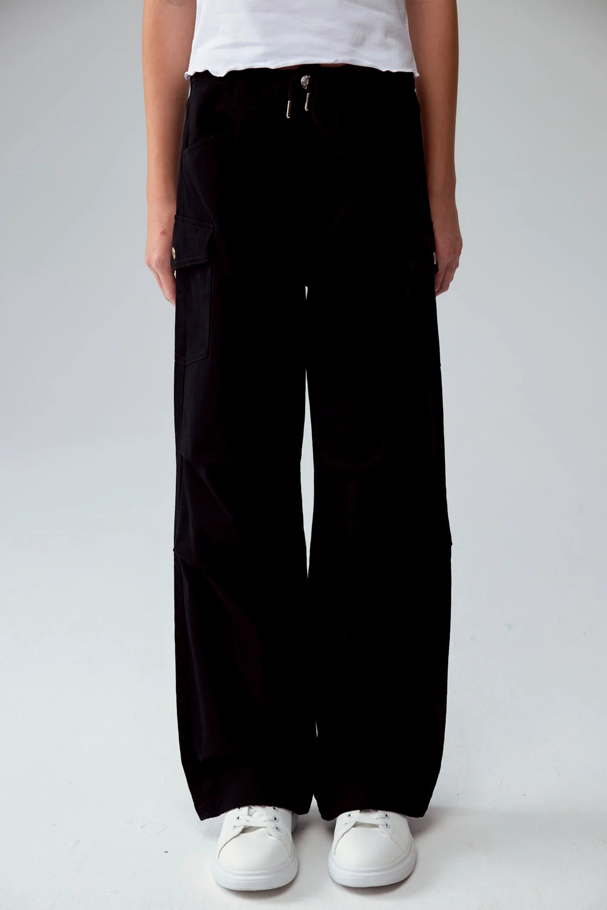 Pantalón Niña Parachute Con Bolsillo Negro