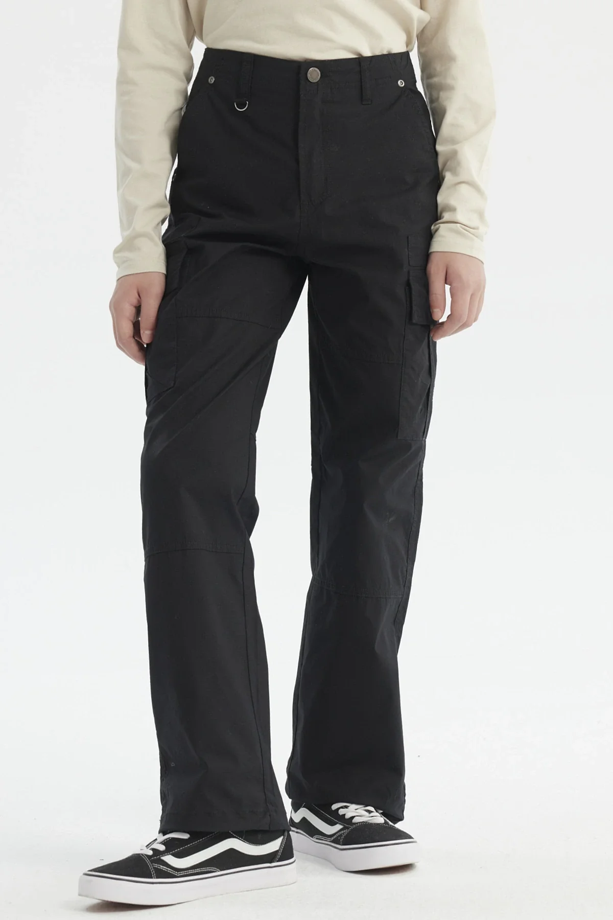 Pantalón Niño Cargo Con Cortes Negro