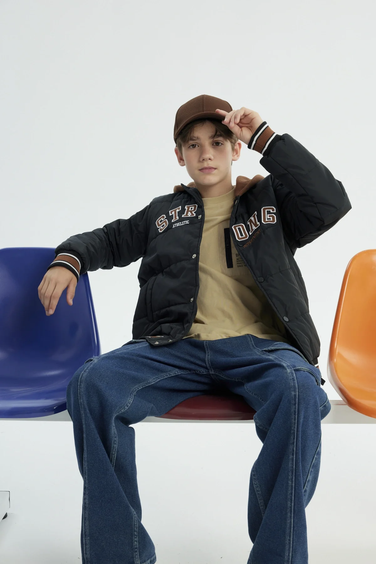 Parka Niño Con Gorro Negro - Image 3
