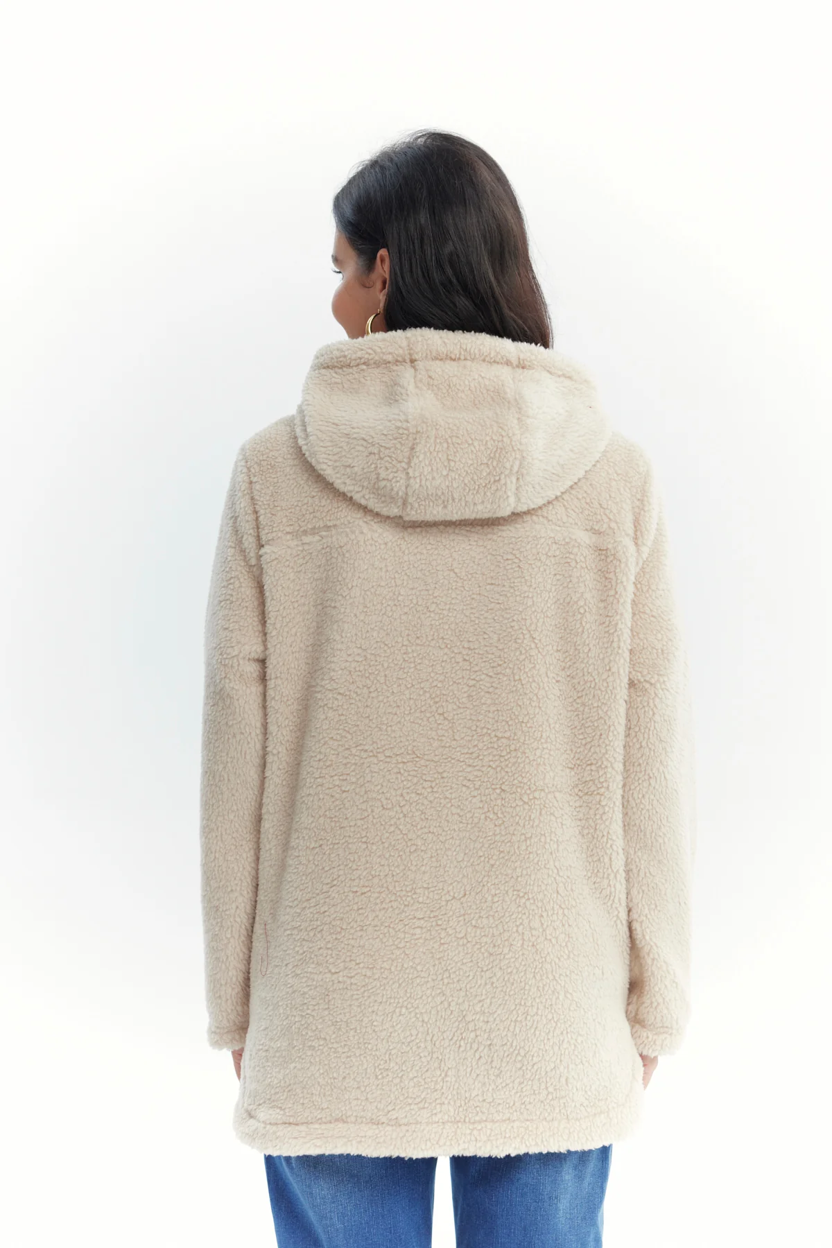 Polar Mujer Con Aplicación Beige - Image 3