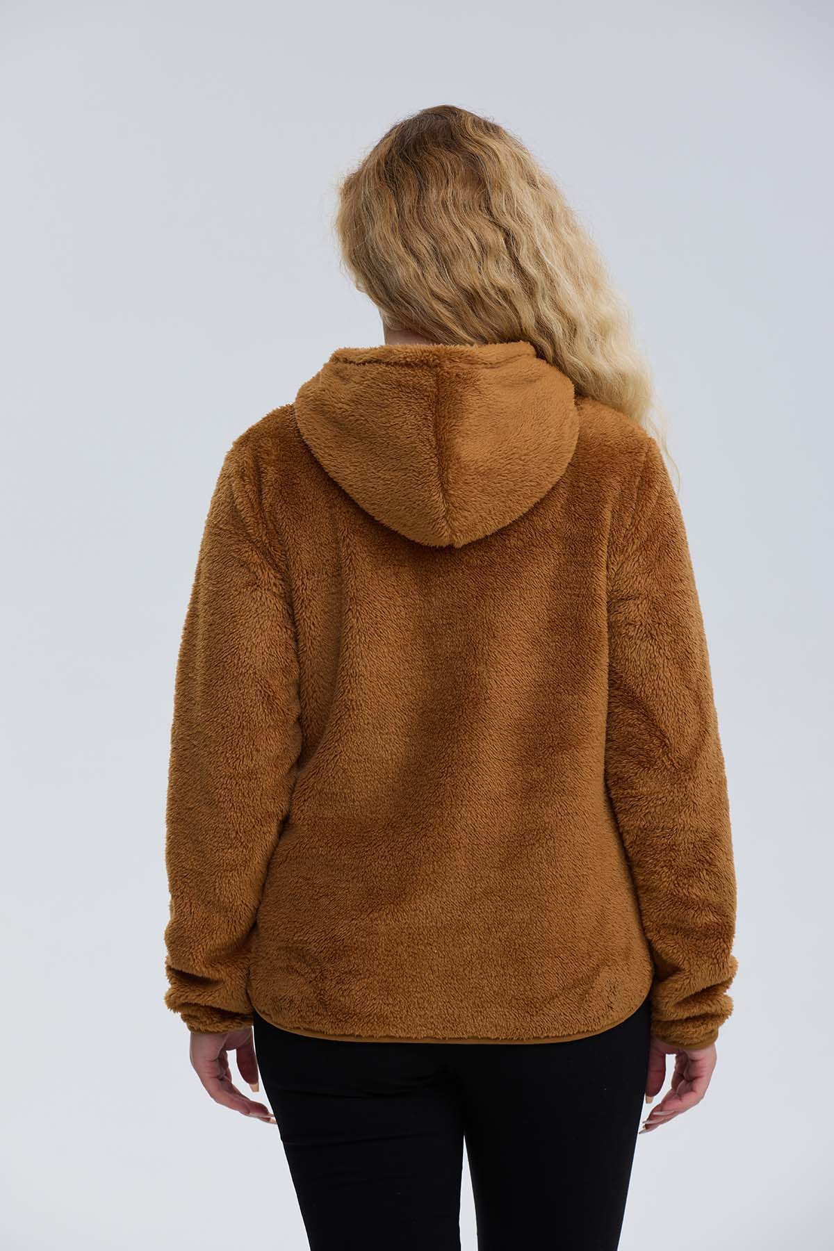 Polar Mujer Peludo Con Bolsillo Camel Oscuro - Image 3