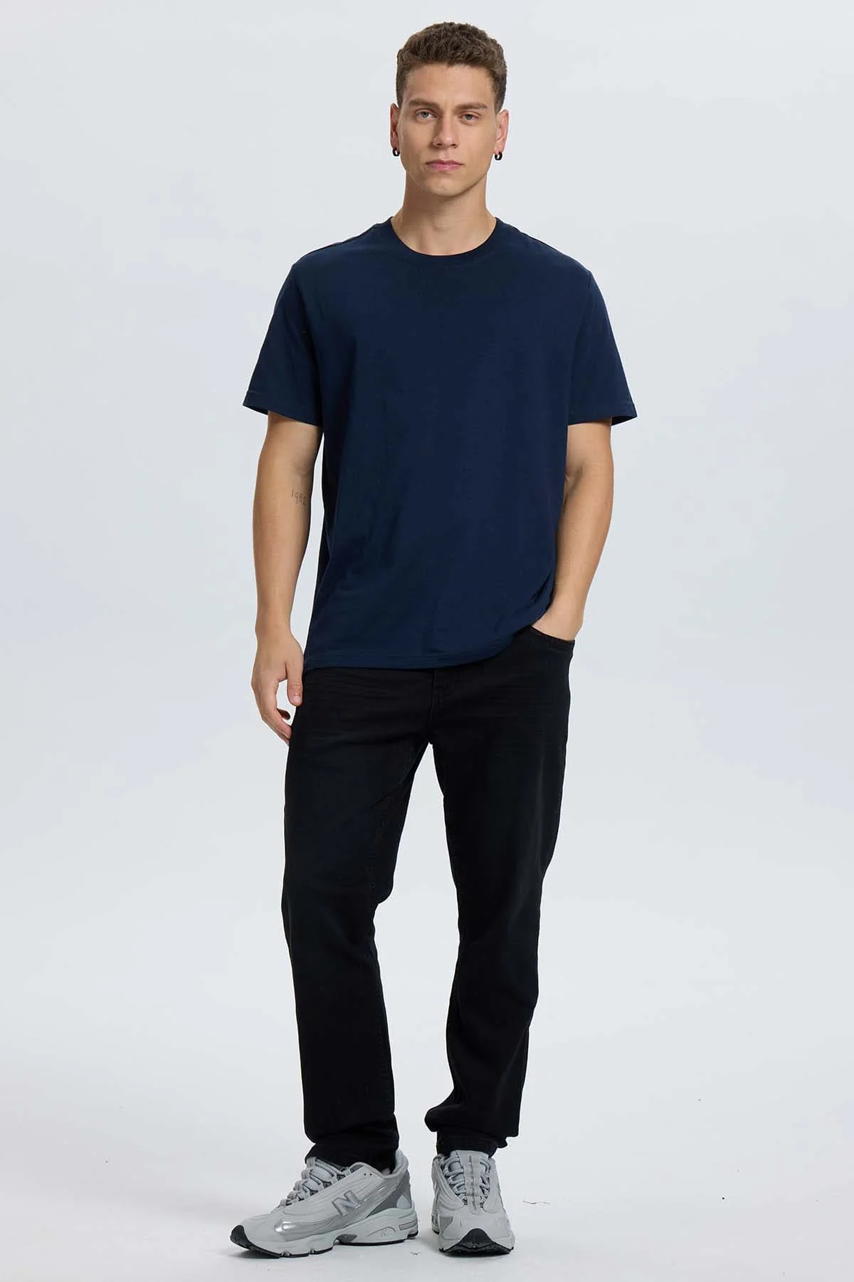 Polera Hombre Regular Fit Básica Azul - Image 4
