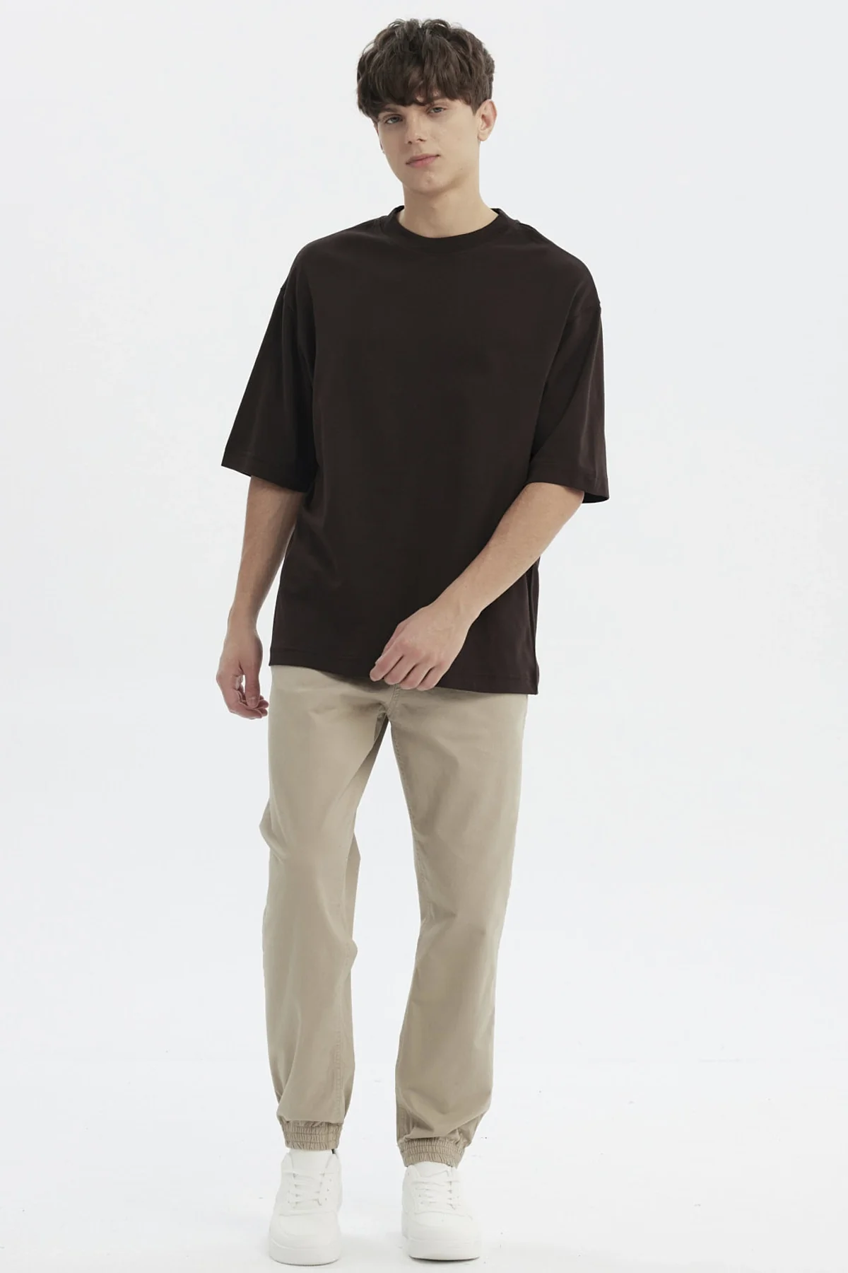 Polera Hombre Overside Fit Chocolate - Image 4