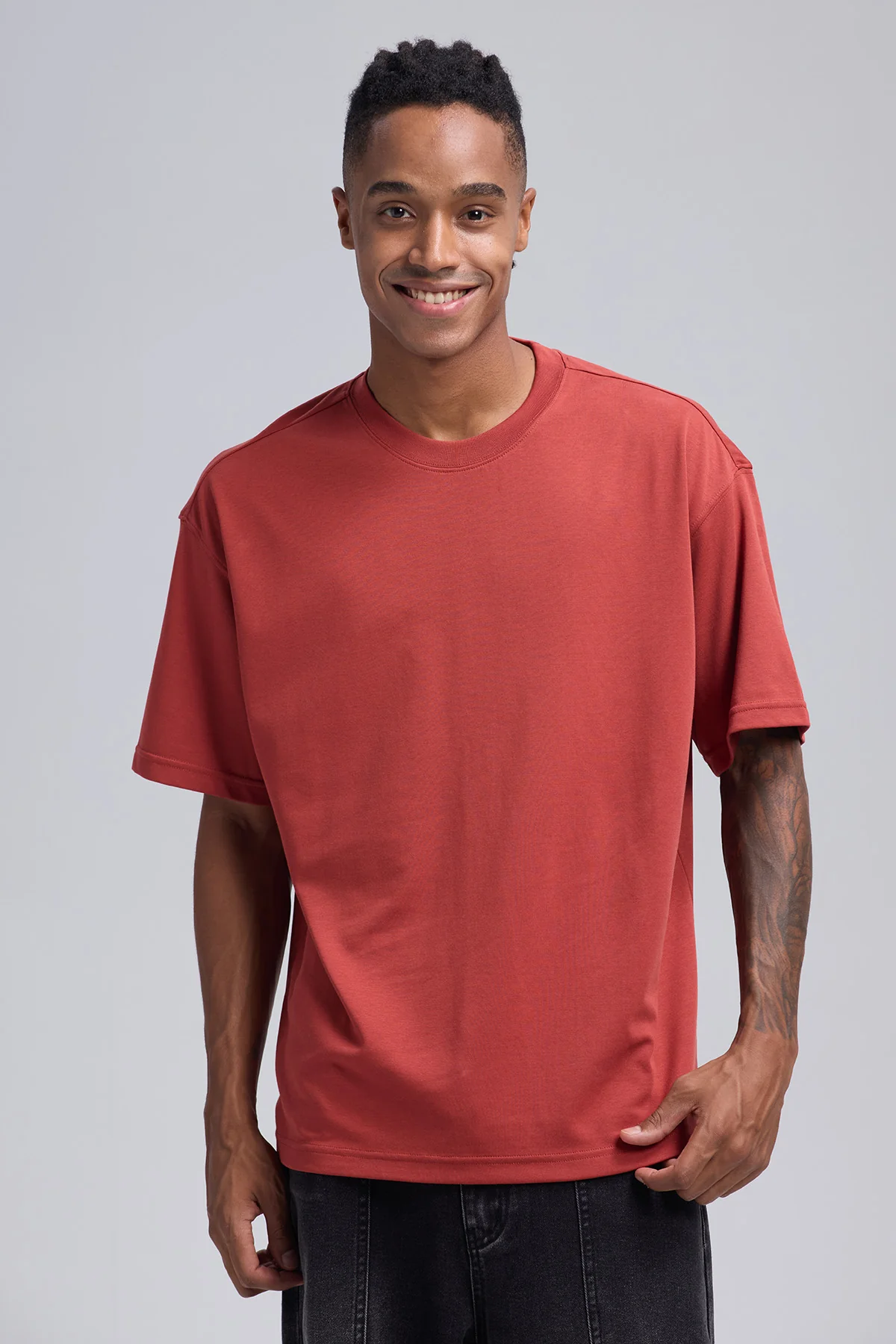 Polera Hombre Loose Fit Ocre