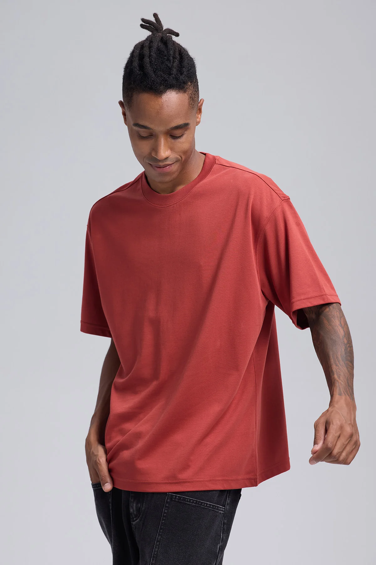 Polera Hombre Loose Fit Ocre - Image 2