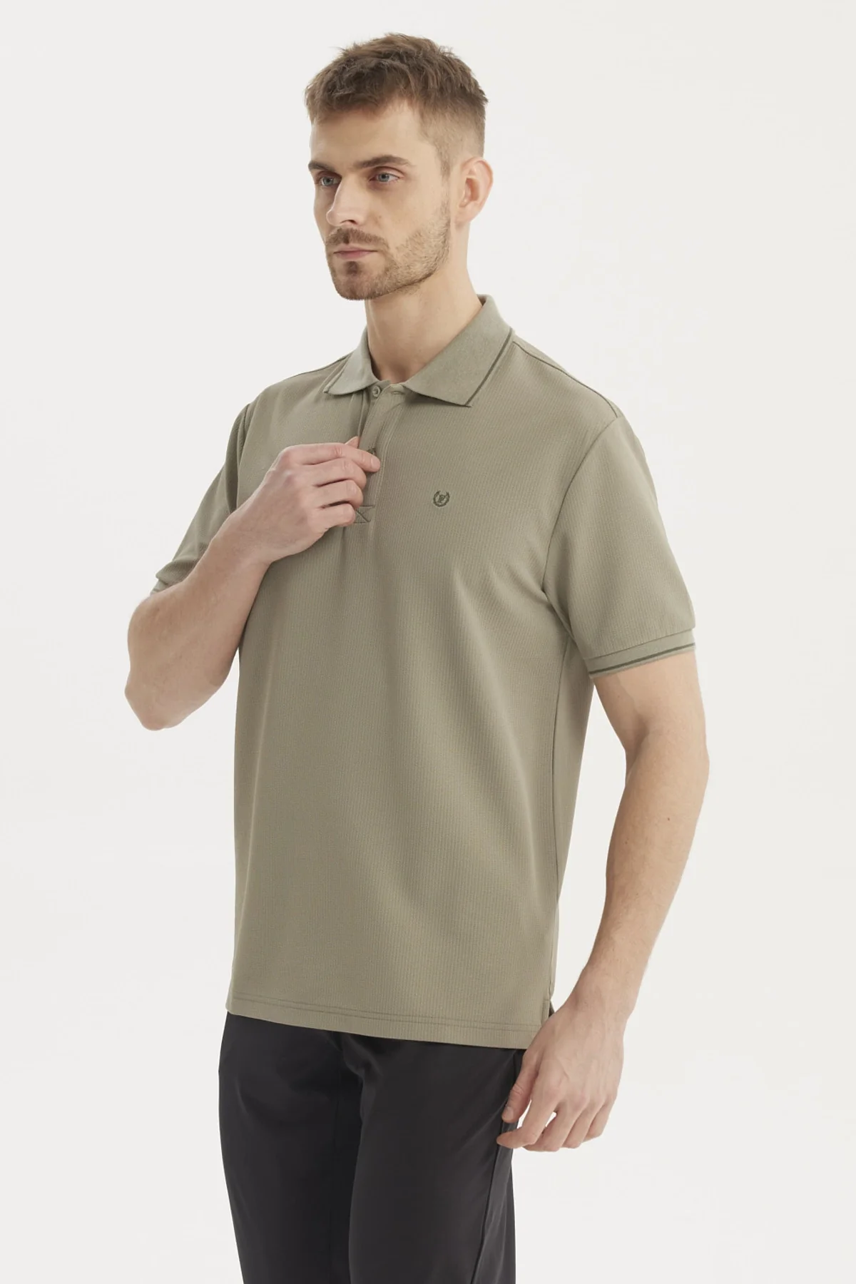 Polera Hombre Slim Cuello Camisero Verde - Image 2