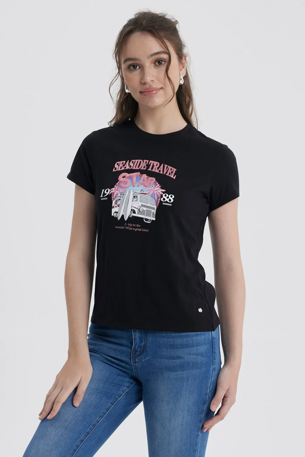 Polera Mujer Básica Print Negro / Coral