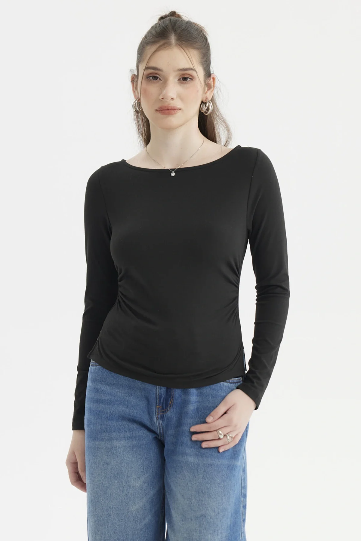 Polera Mujer Cuello Bote Abertura Negro