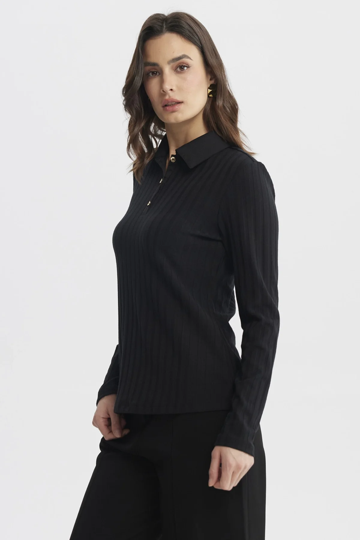 Polera Mujer Cuello Camisero Negro - Image 2