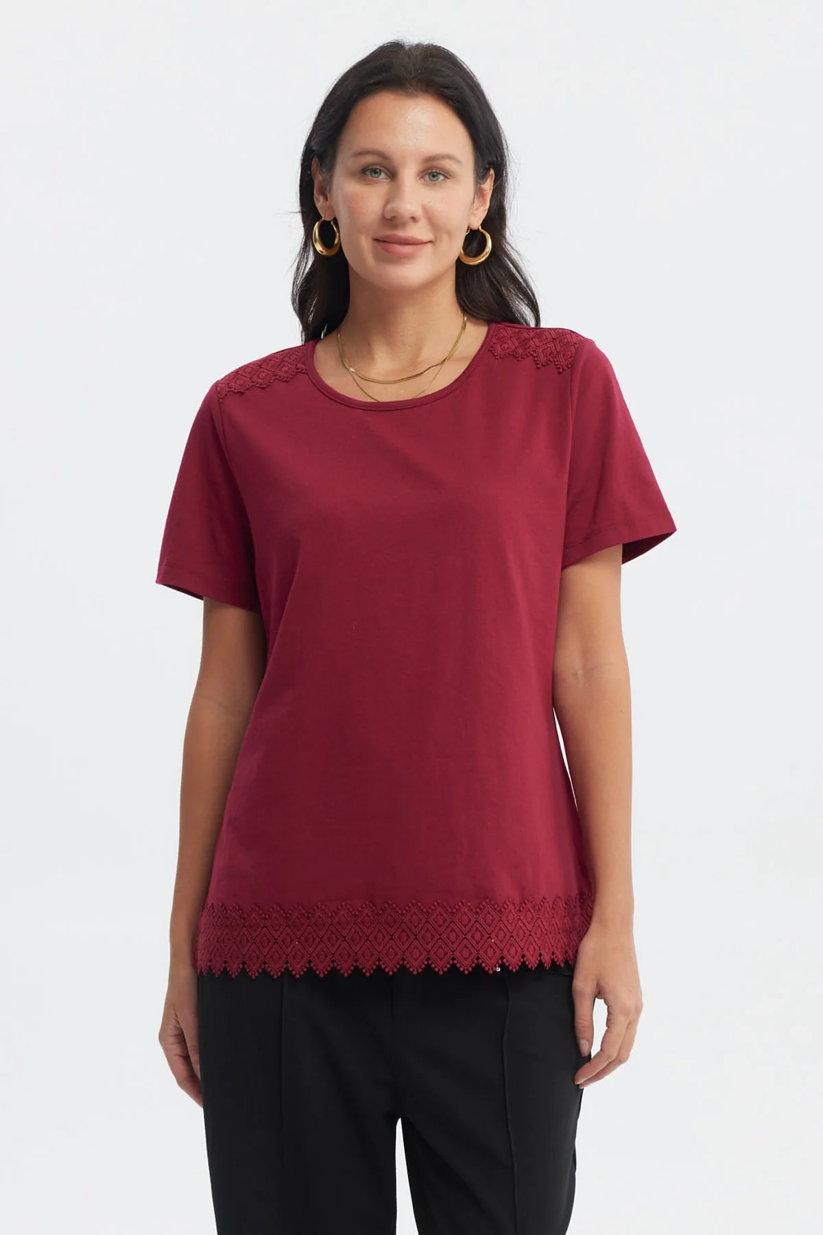 Polera Mujer Detalle Cuello Rojo
