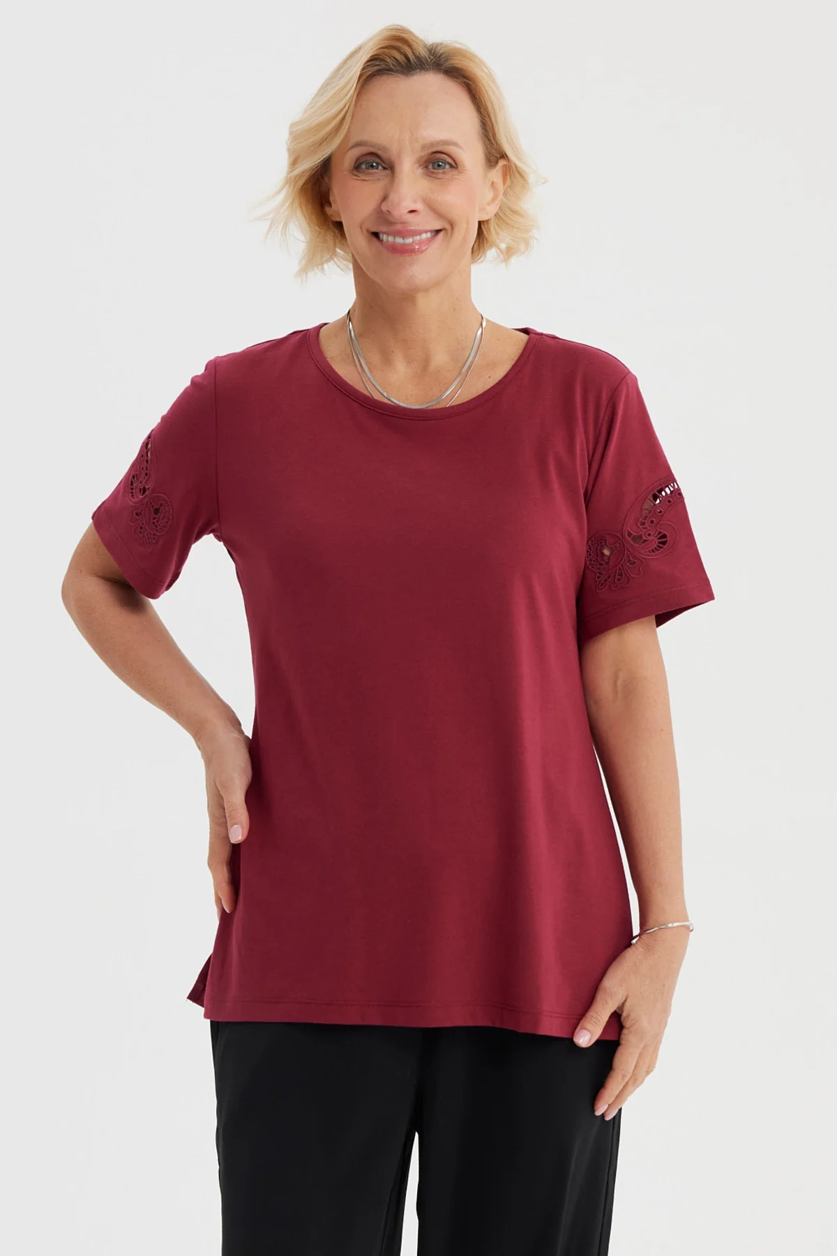 Polera Mujer Detalle Mangas Rojo