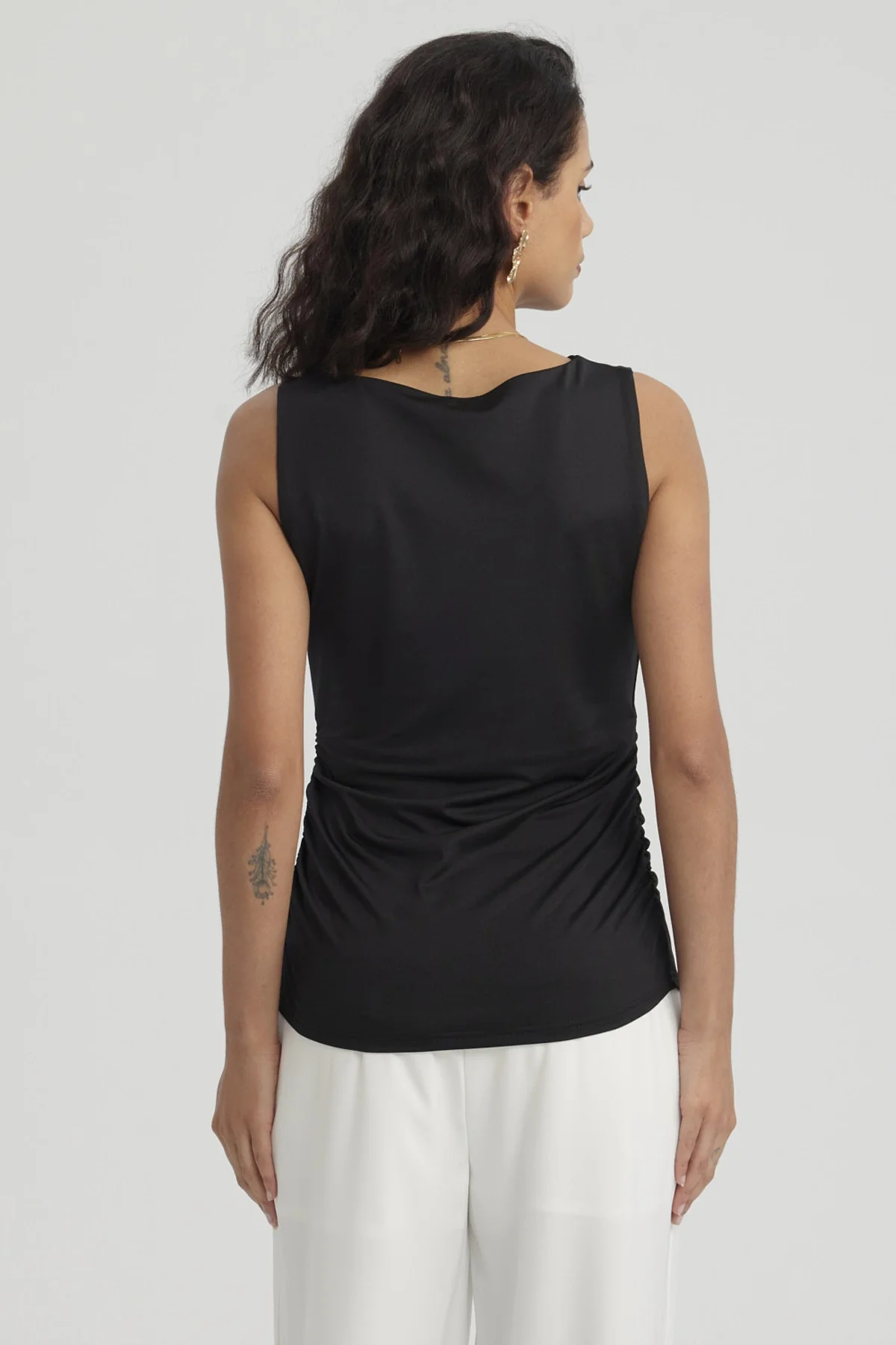 Polera Mujer Doble Capa Delantera Negro - Image 3