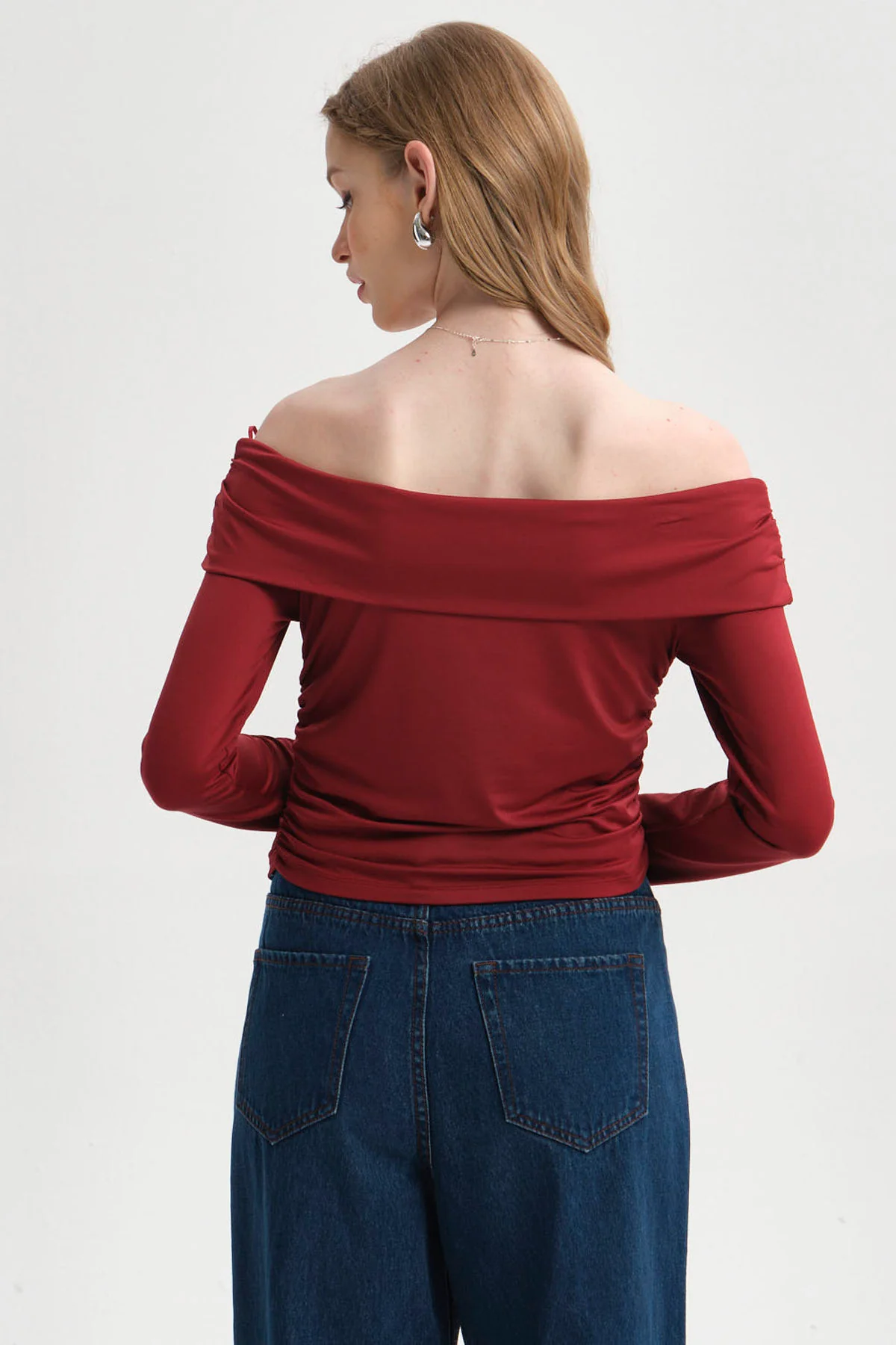 Polera Mujer Drapeada Malla Burdeo - Image 3
