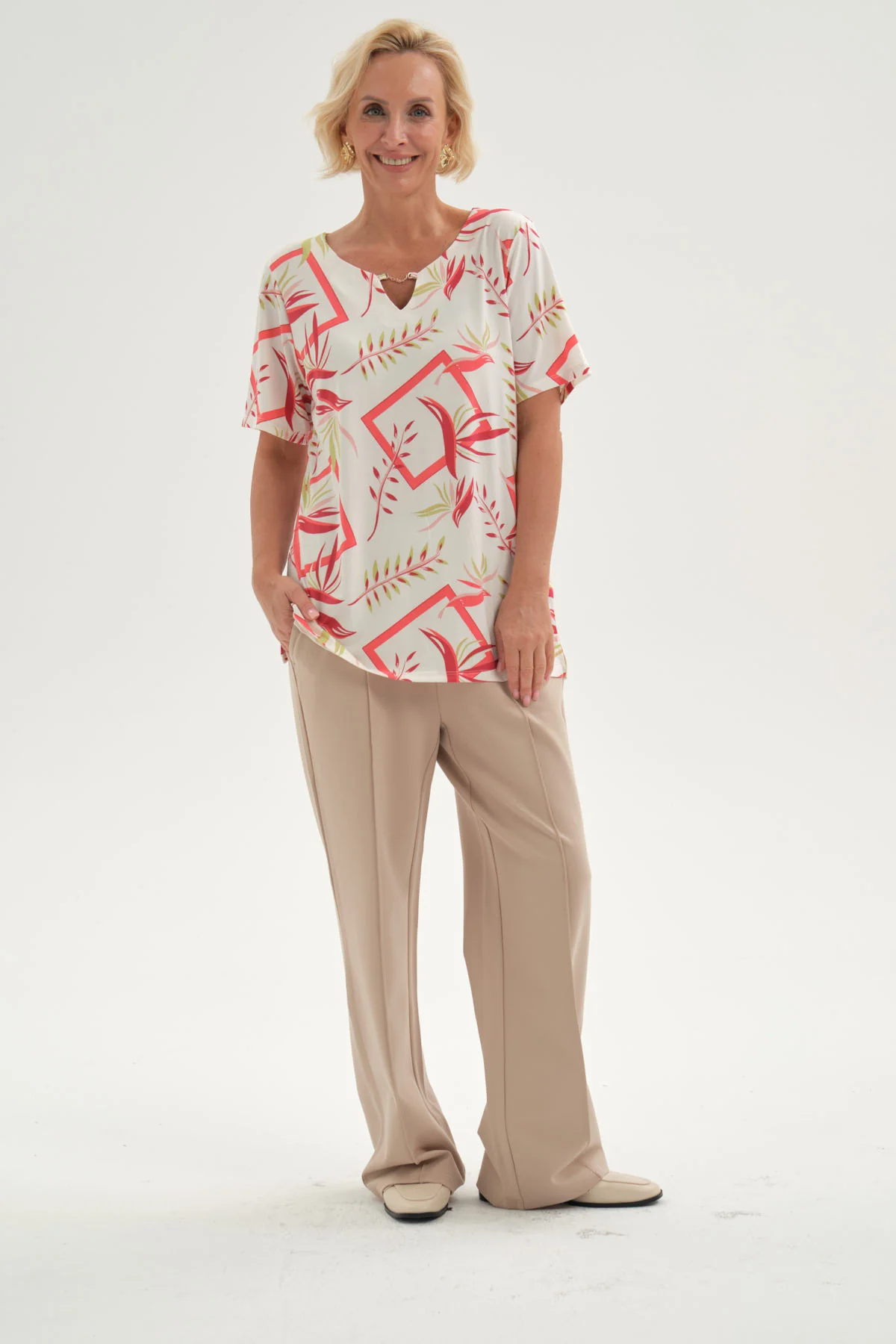 Polera Mujer Full Estampado Aplicación Crudo - Image 4