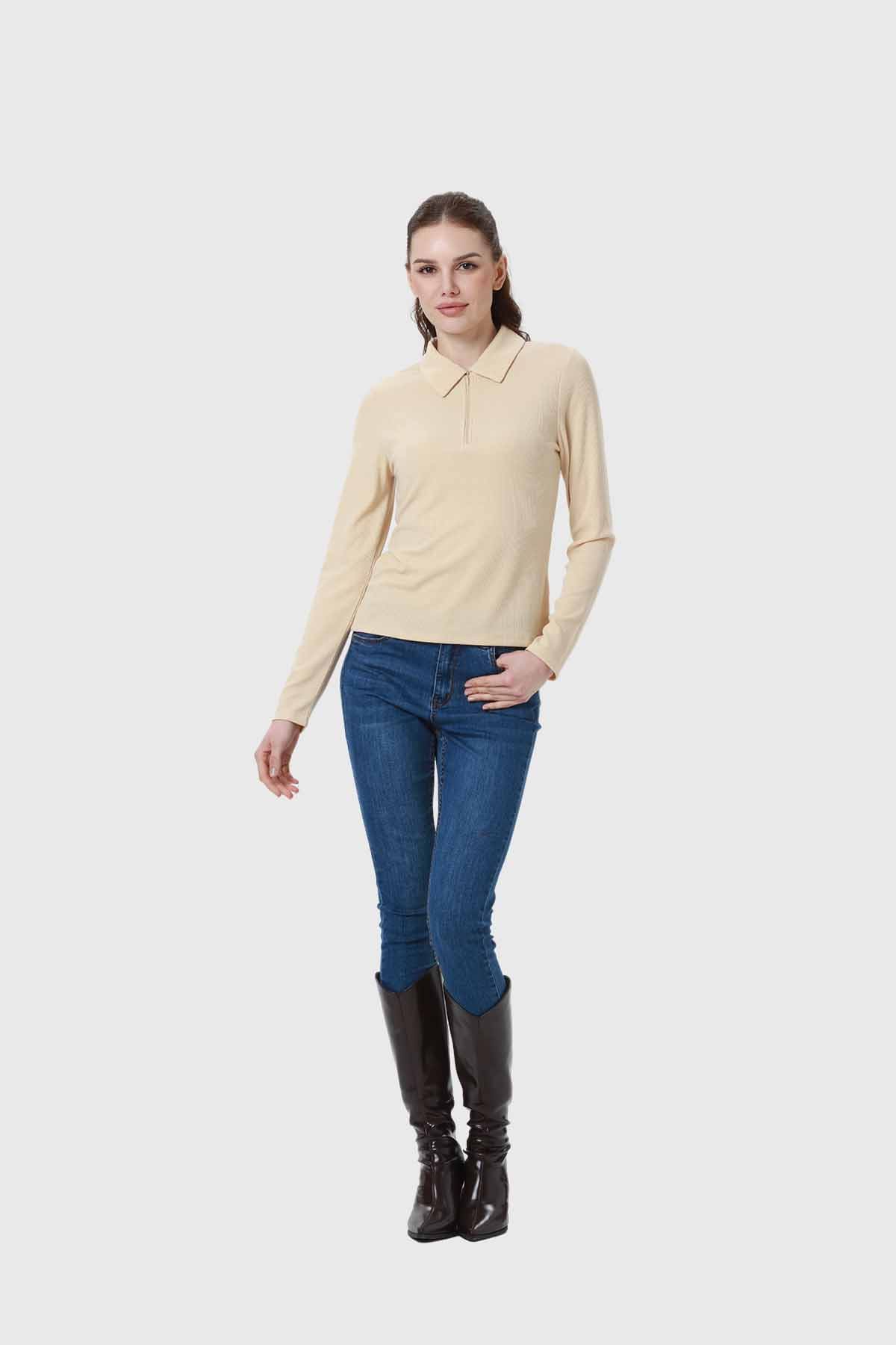 Polera Mujer Medio Cierre Estampado Beige - Image 4