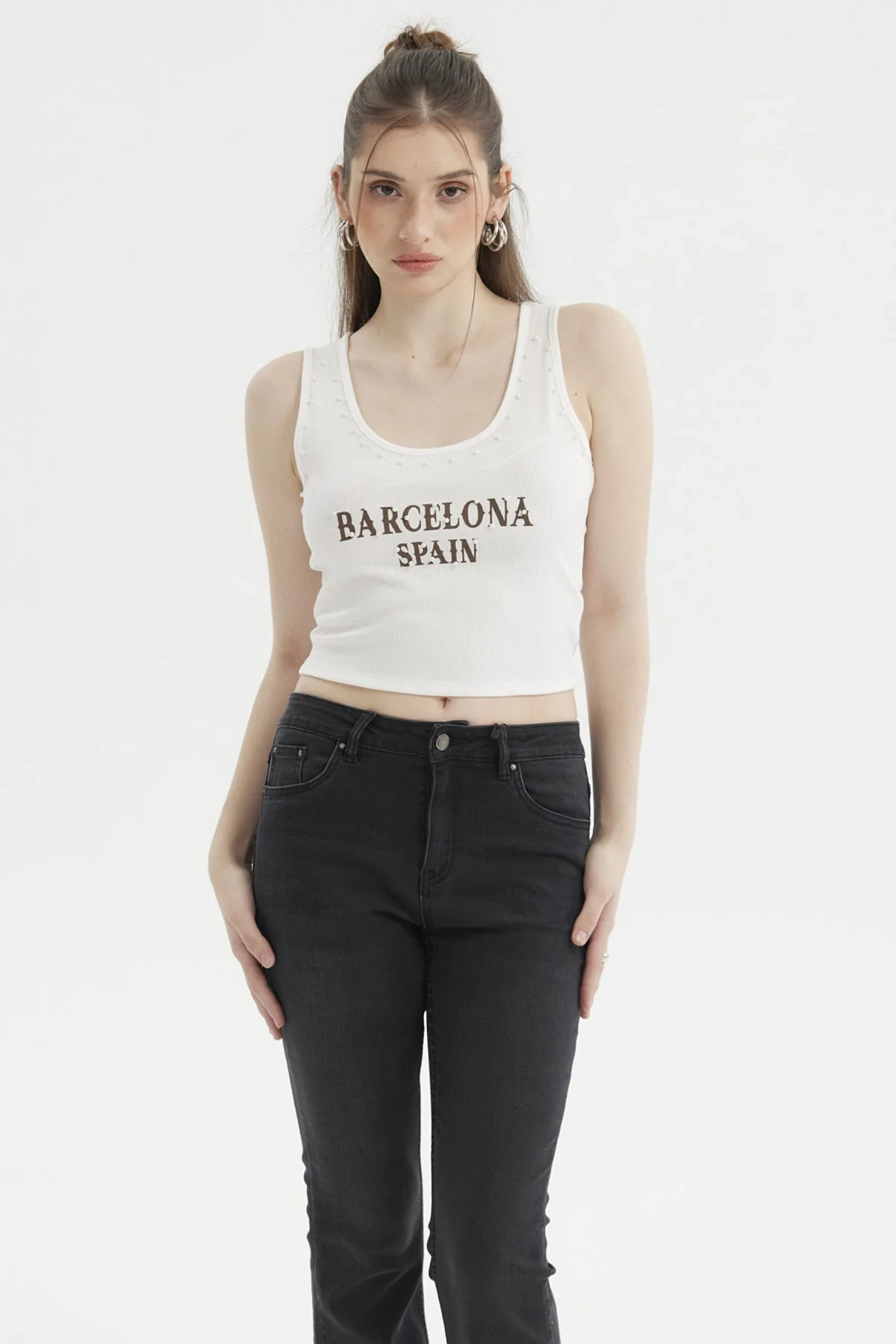 Polera Mujer Rib Aplicación Rivets Y Print Crudo