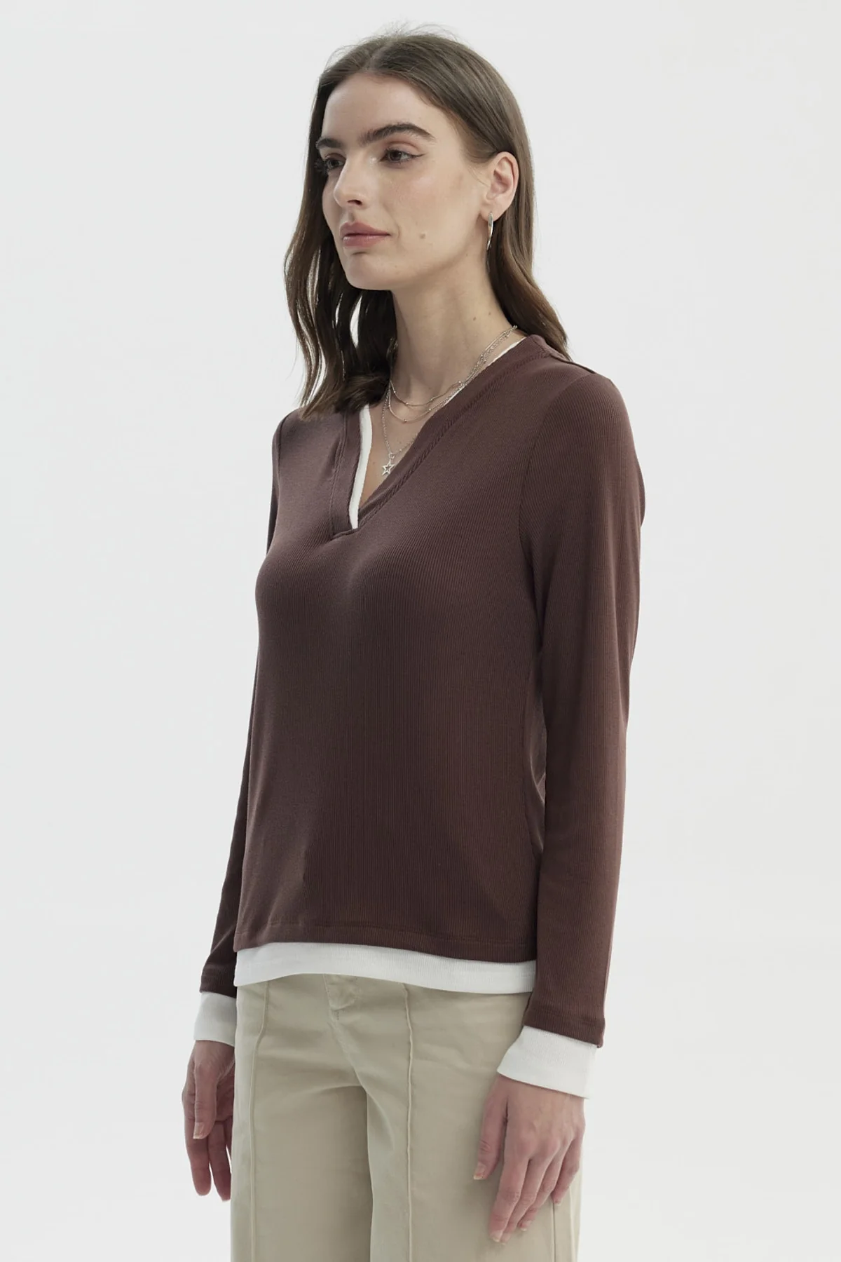 Polera Mujer Slim Café Claro - Image 2