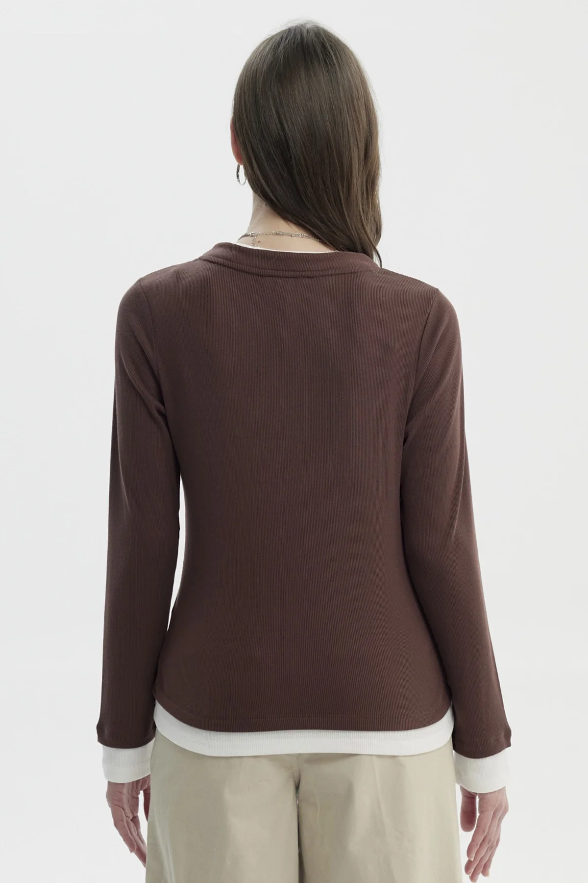 Polera Mujer Slim Café Claro - Image 3