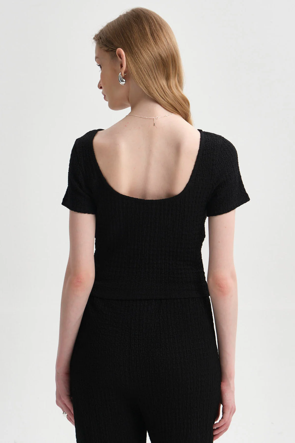 Polera Mujer Textura Negro - Image 3