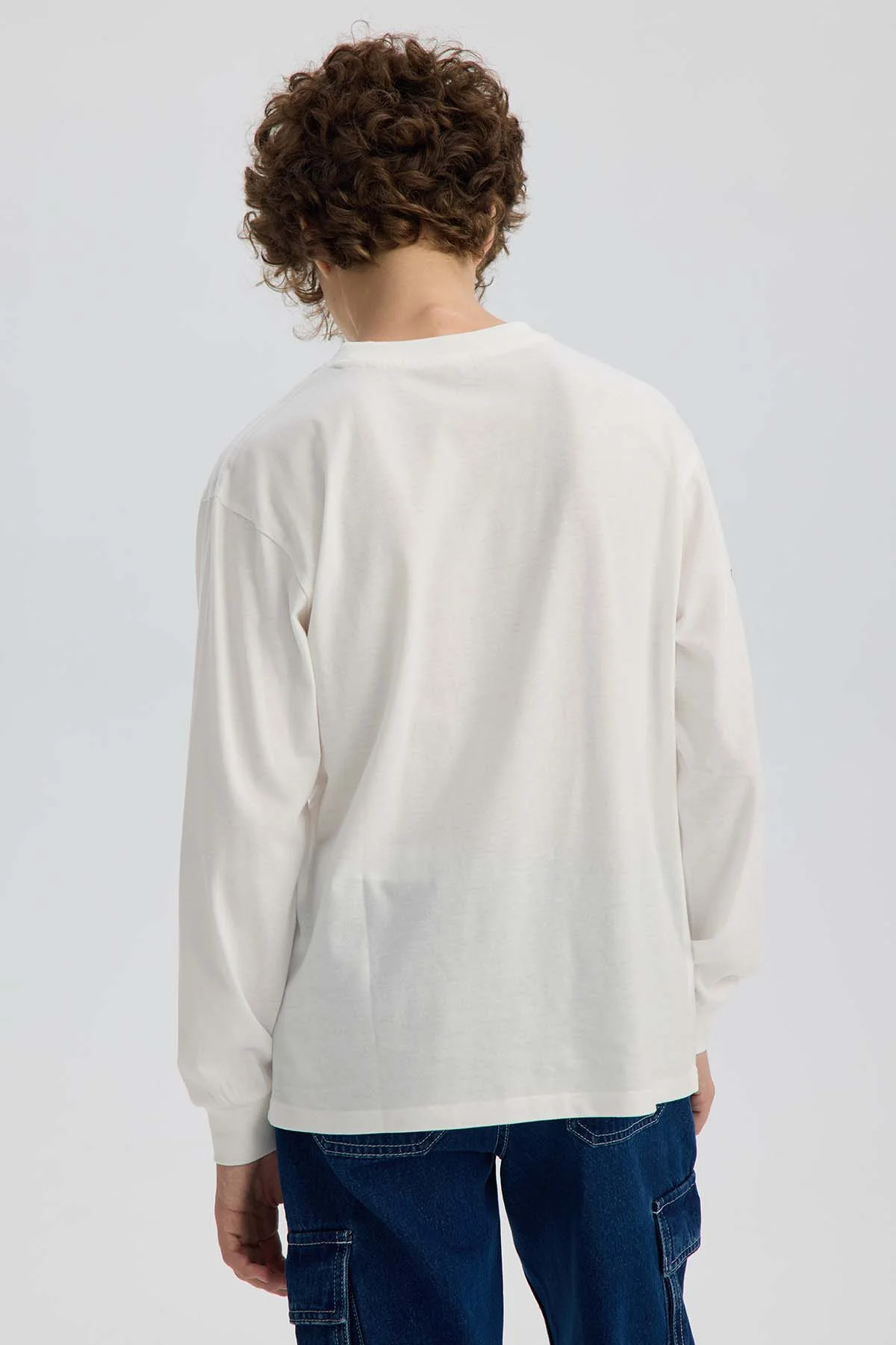 Polera Niño Print Con Puño Crudo - Image 3