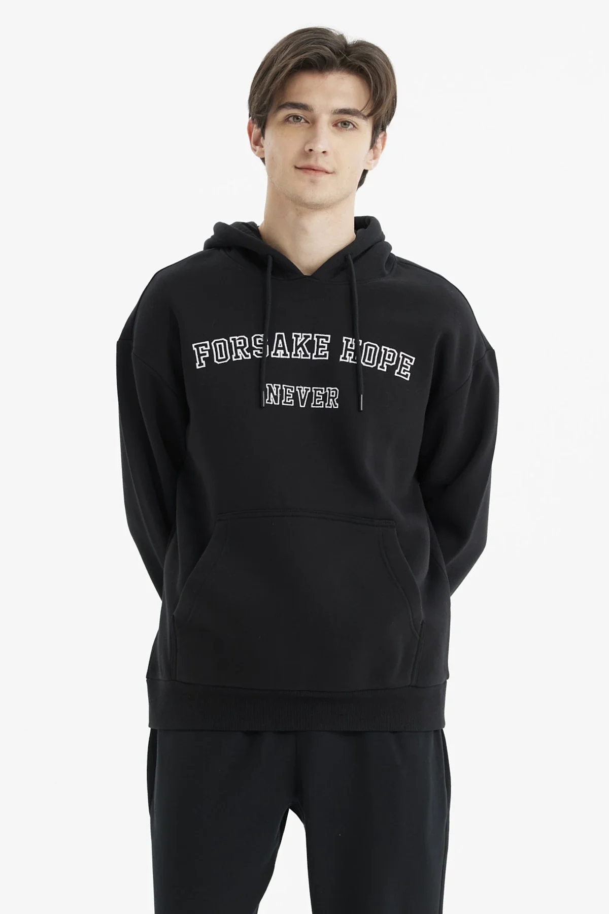 Polerón Hombre Hoodie Print Frontal Negro