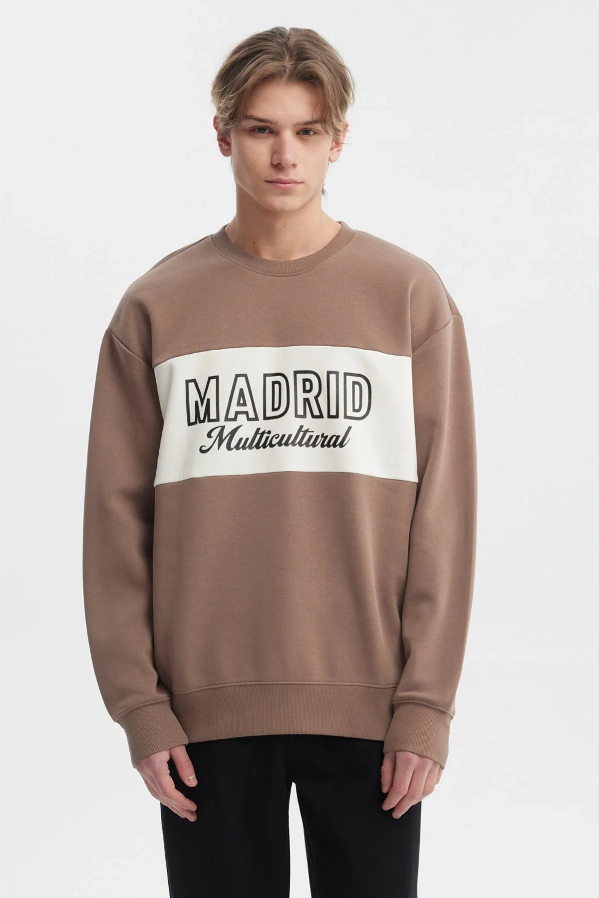 Polerón Hombre Oversize Cuello Redondo Kaki
