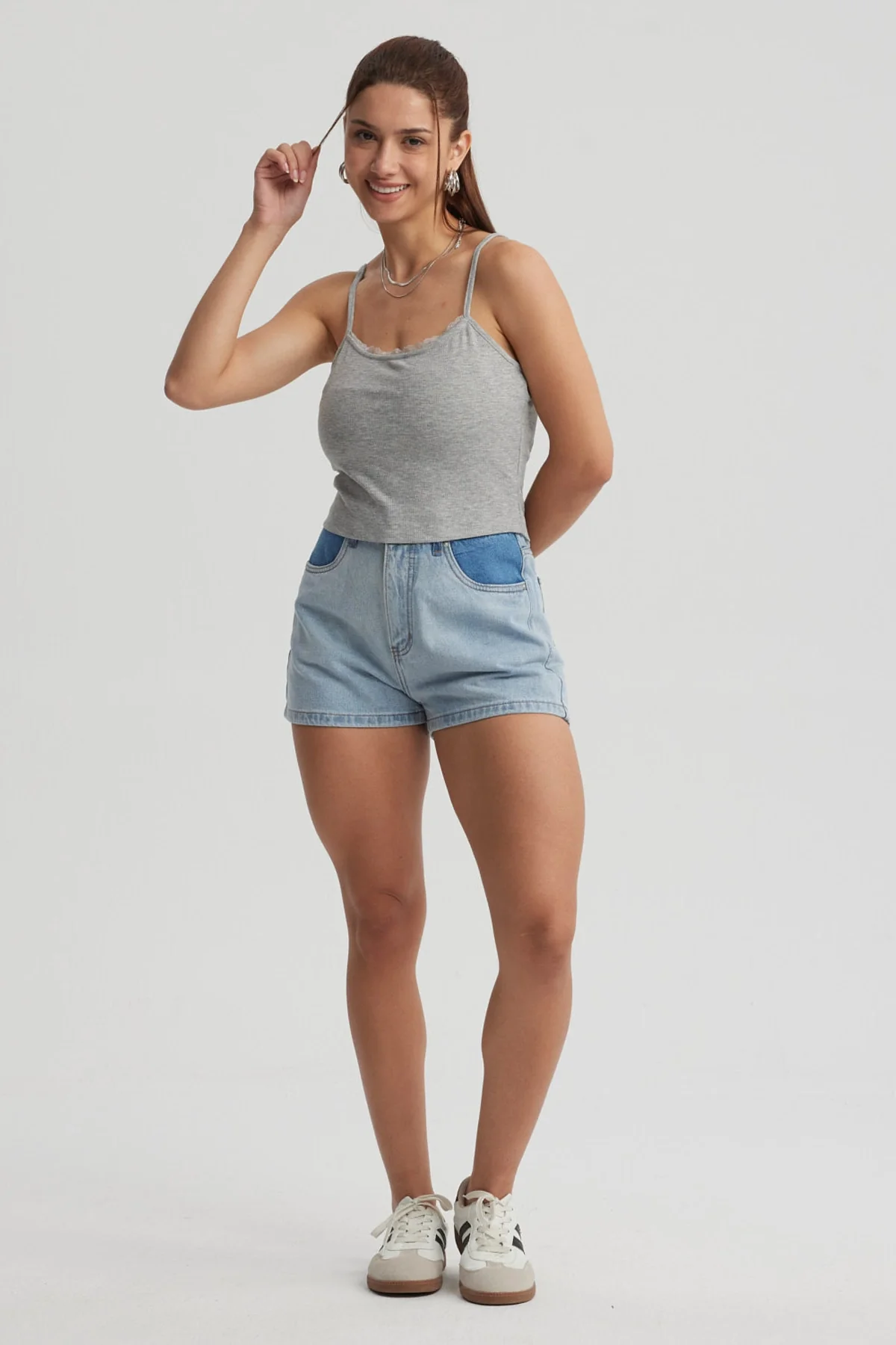 Short Mujer Bicolor Azul Claro - Image 4