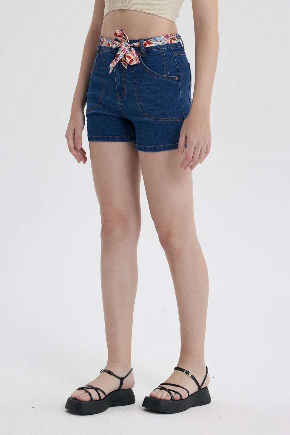 Short Mujer Mom Pañuelo Azul - Image 3