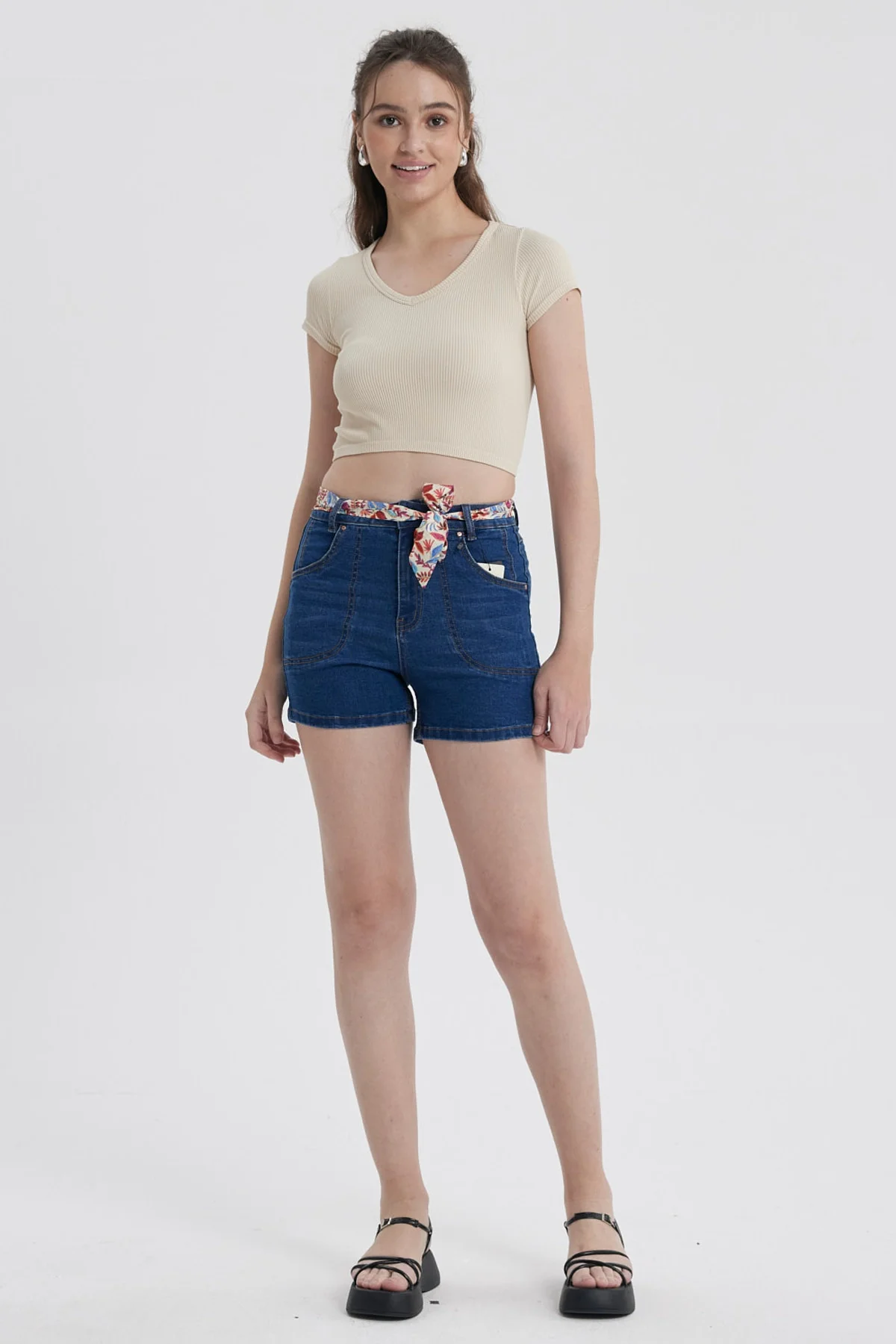 Short Mujer Mom Pañuelo Azul - Image 4