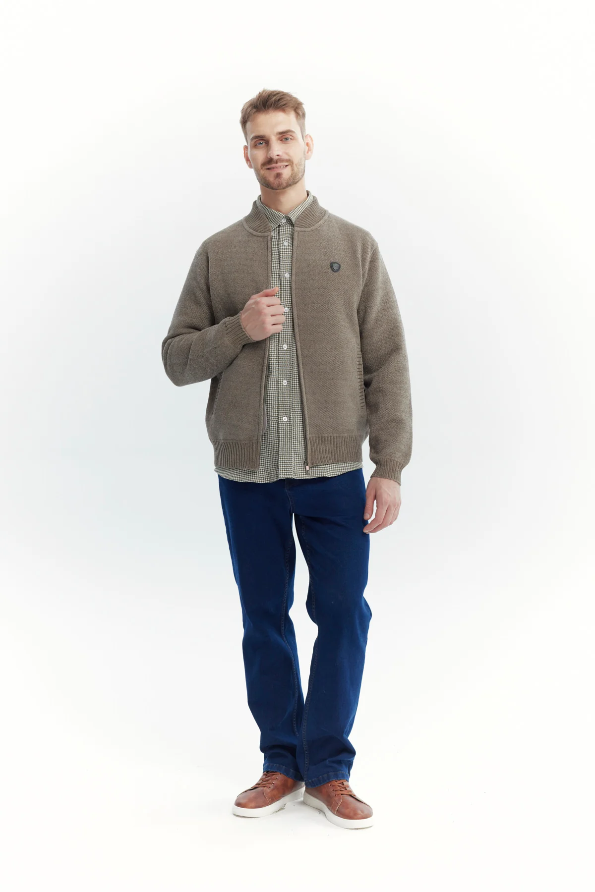 Sweater Hombre Cuello Con Cierre Café - Image 4