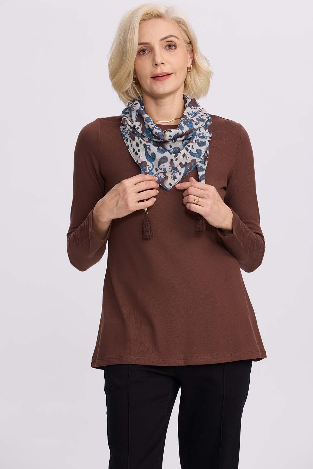 Sweater Mujer Con Pañuelo Cafe