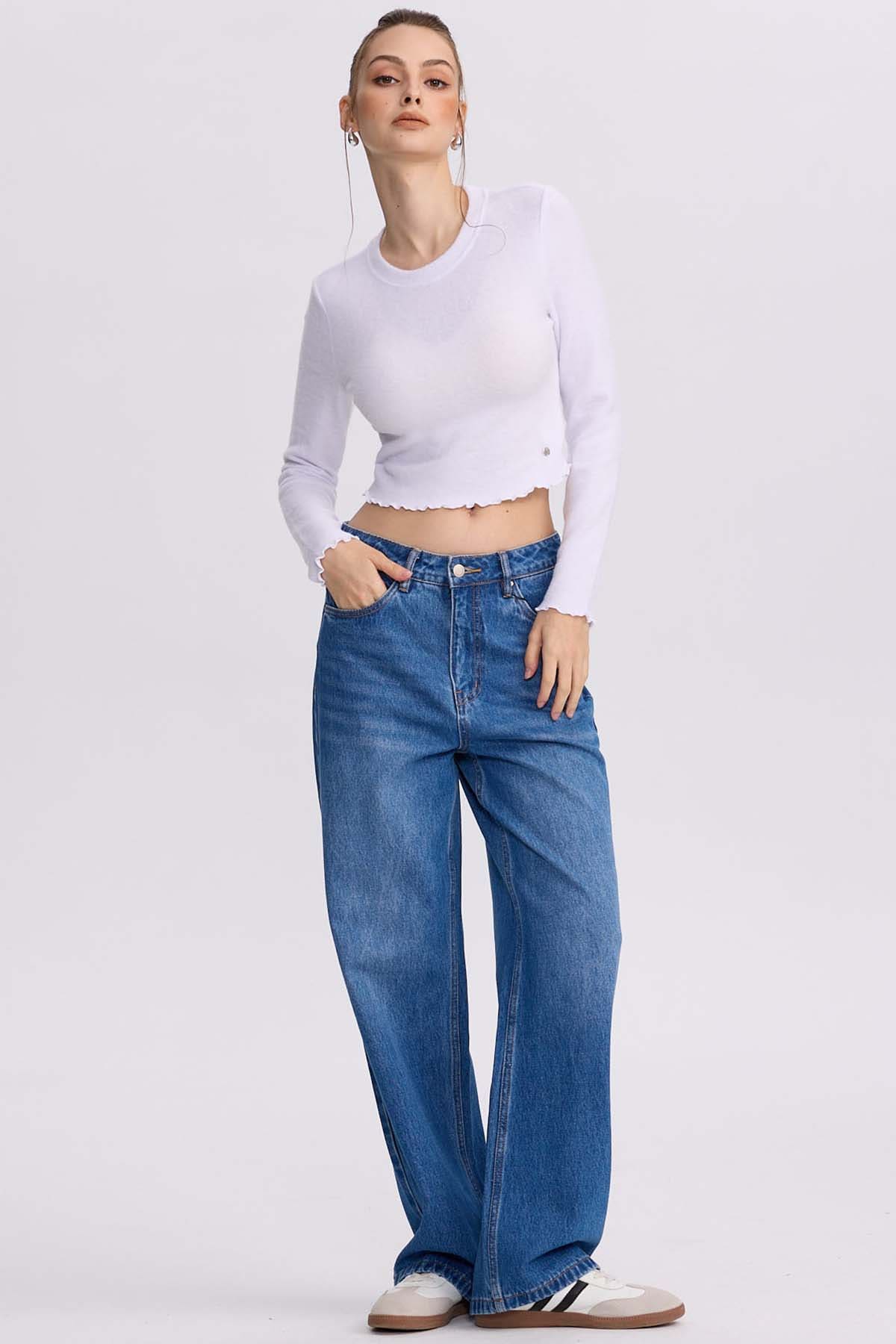 Sweater Mujer Crop Blanco - Image 4