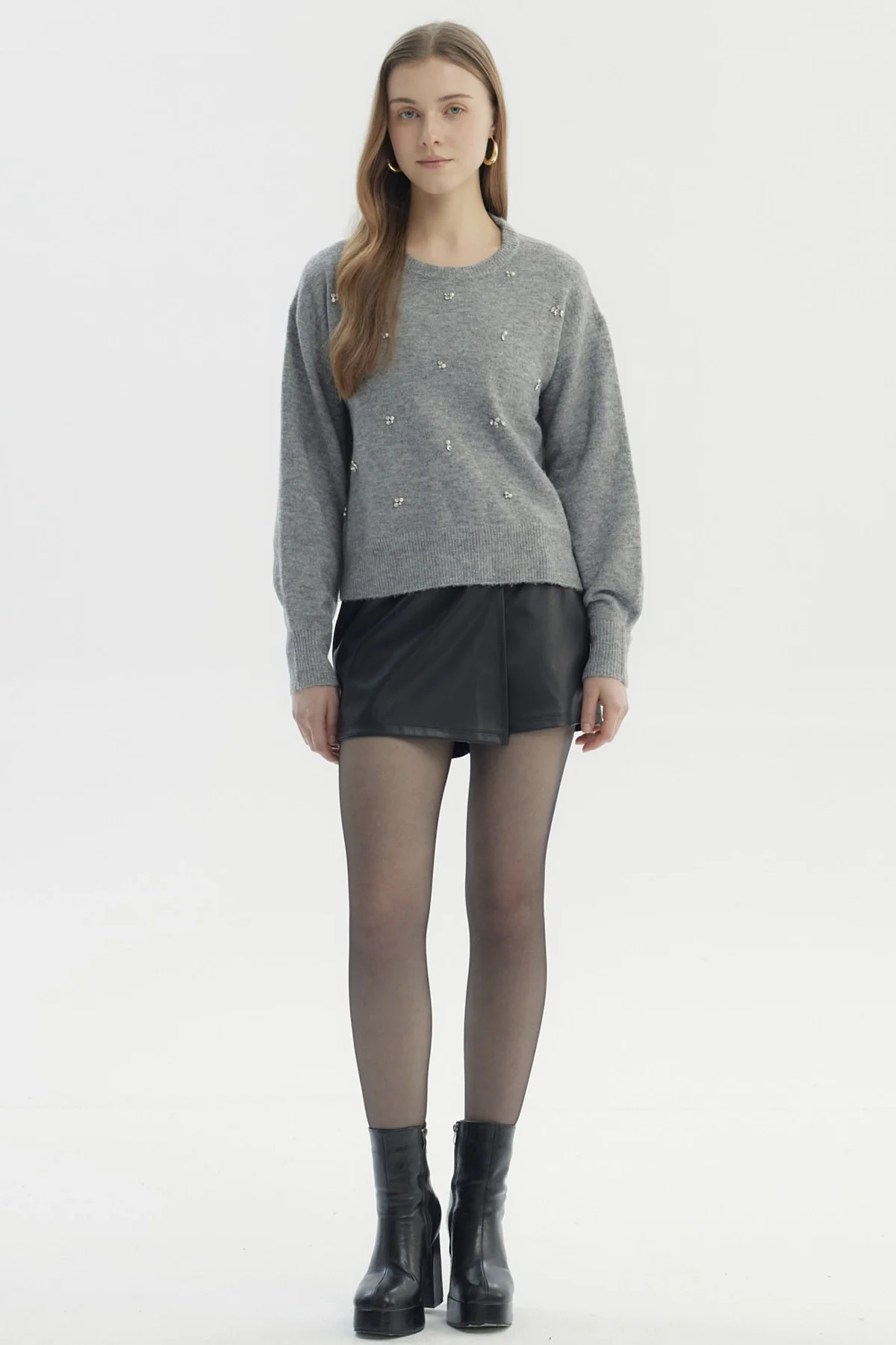 Sweater Mujer Regular Gris - Image 4