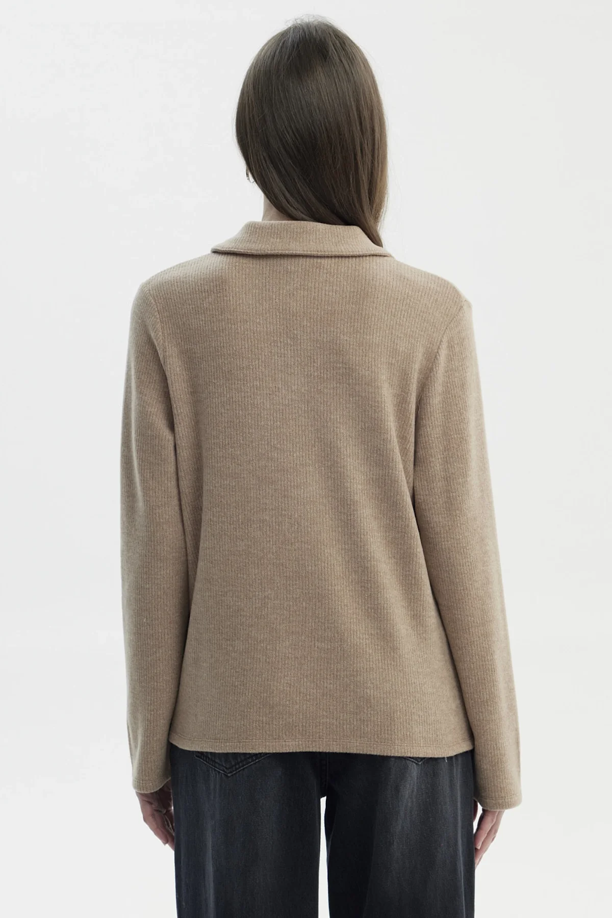 Sweater Mujer Slim Cuello Camisero Beige Oscuro - Image 3