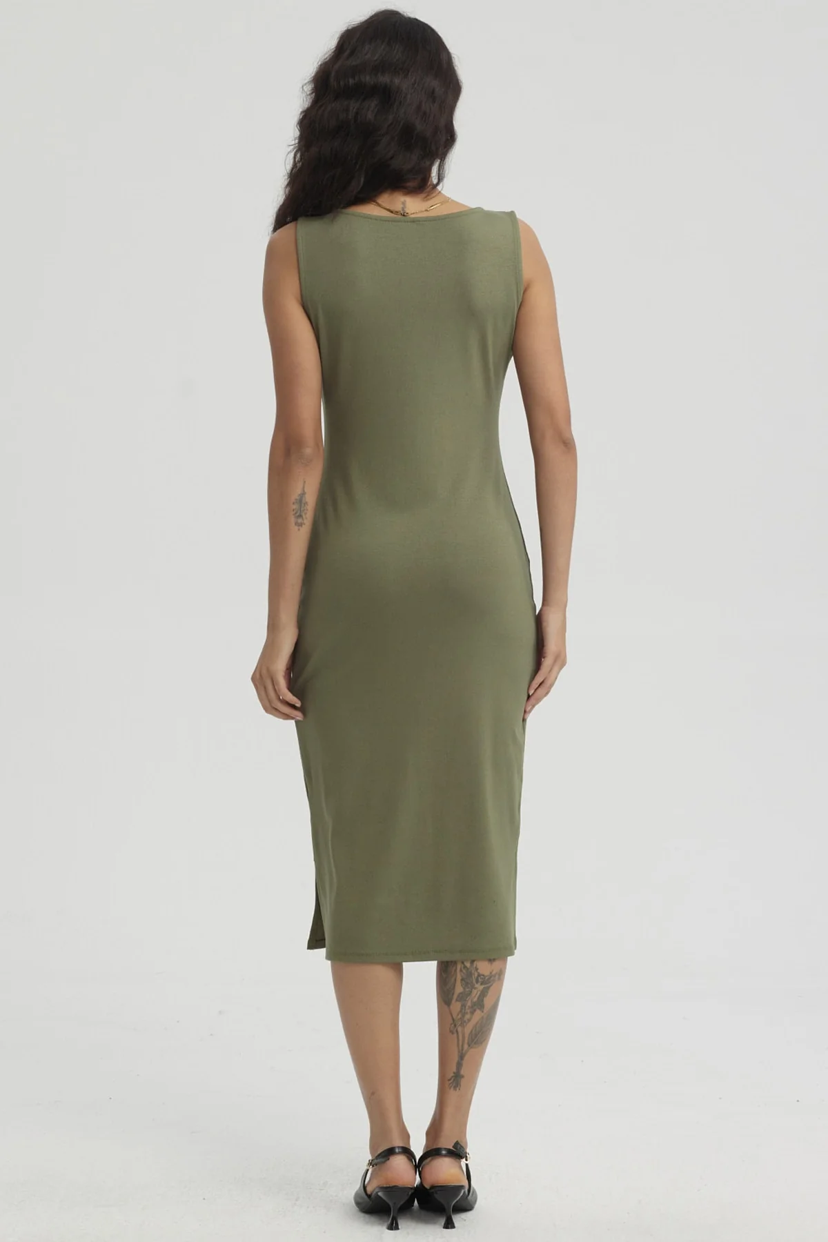 Vestido Mujer Largo Con Ojetillo Verde Musgo - Image 2